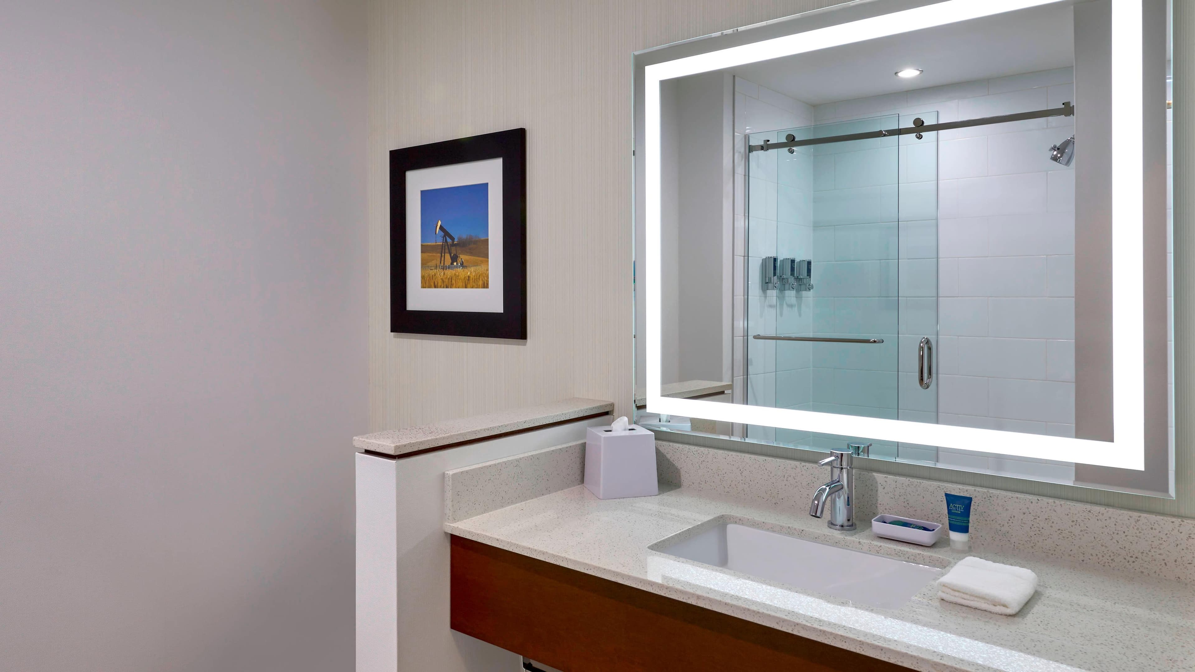 Four Points by Sheraton Sherwood Park - Image 4