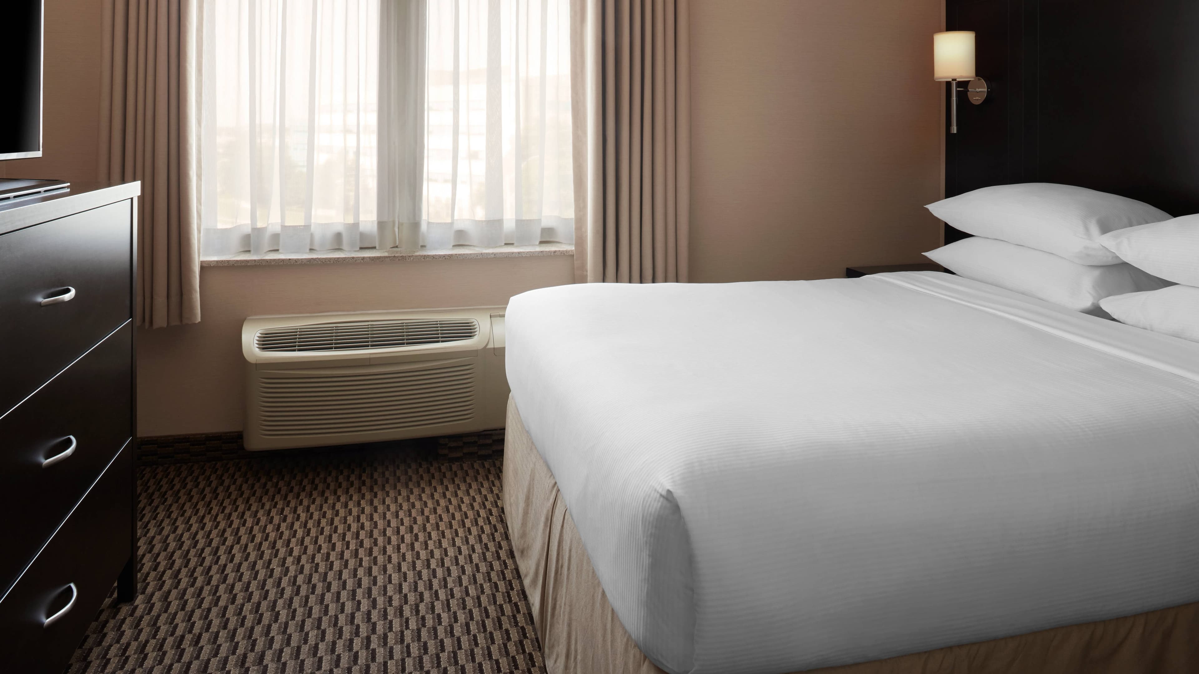 Delta Hotels Guelph Conference Centre — 10