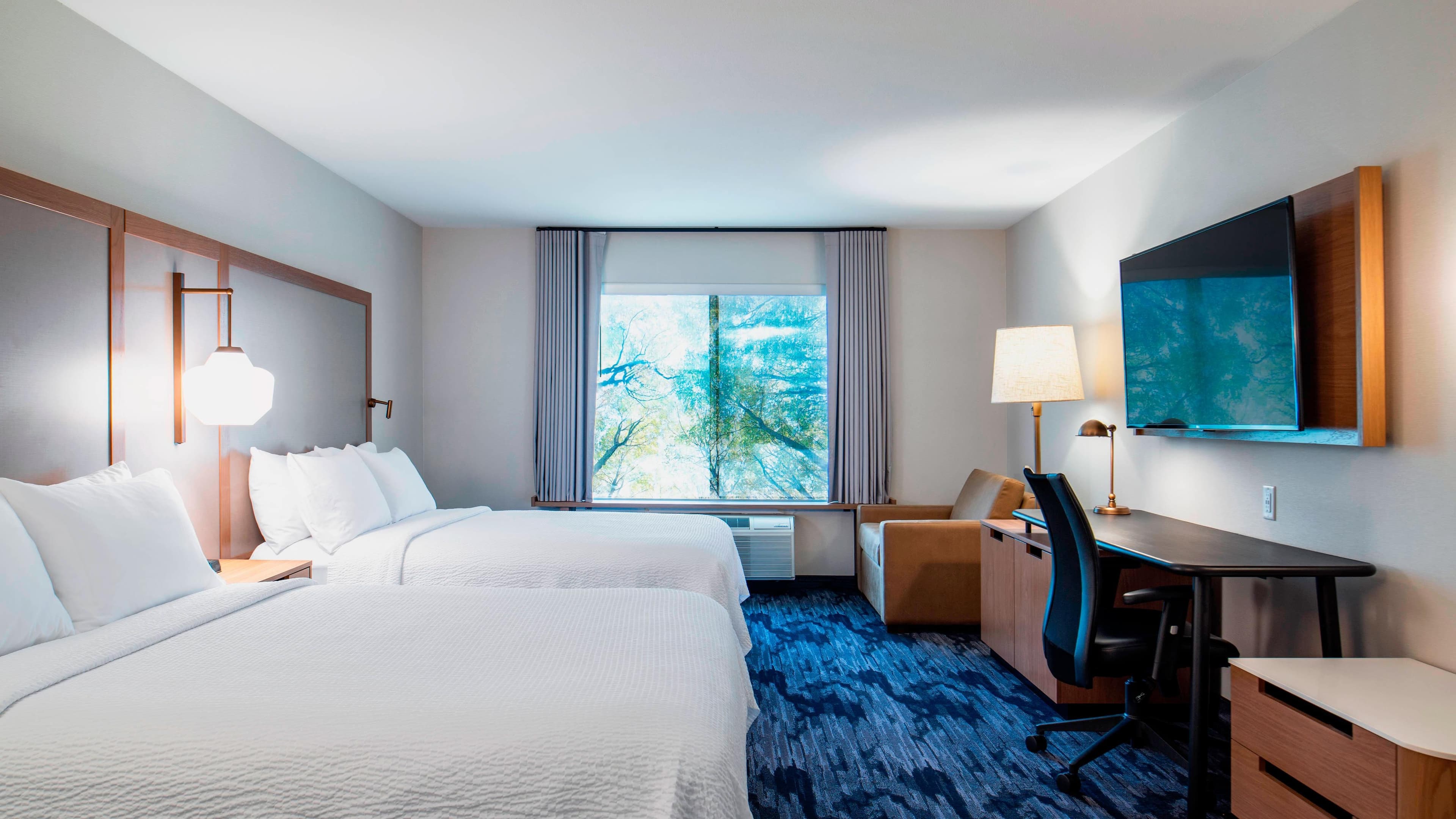 Fairfield Inn & Suites Kelowna — 13