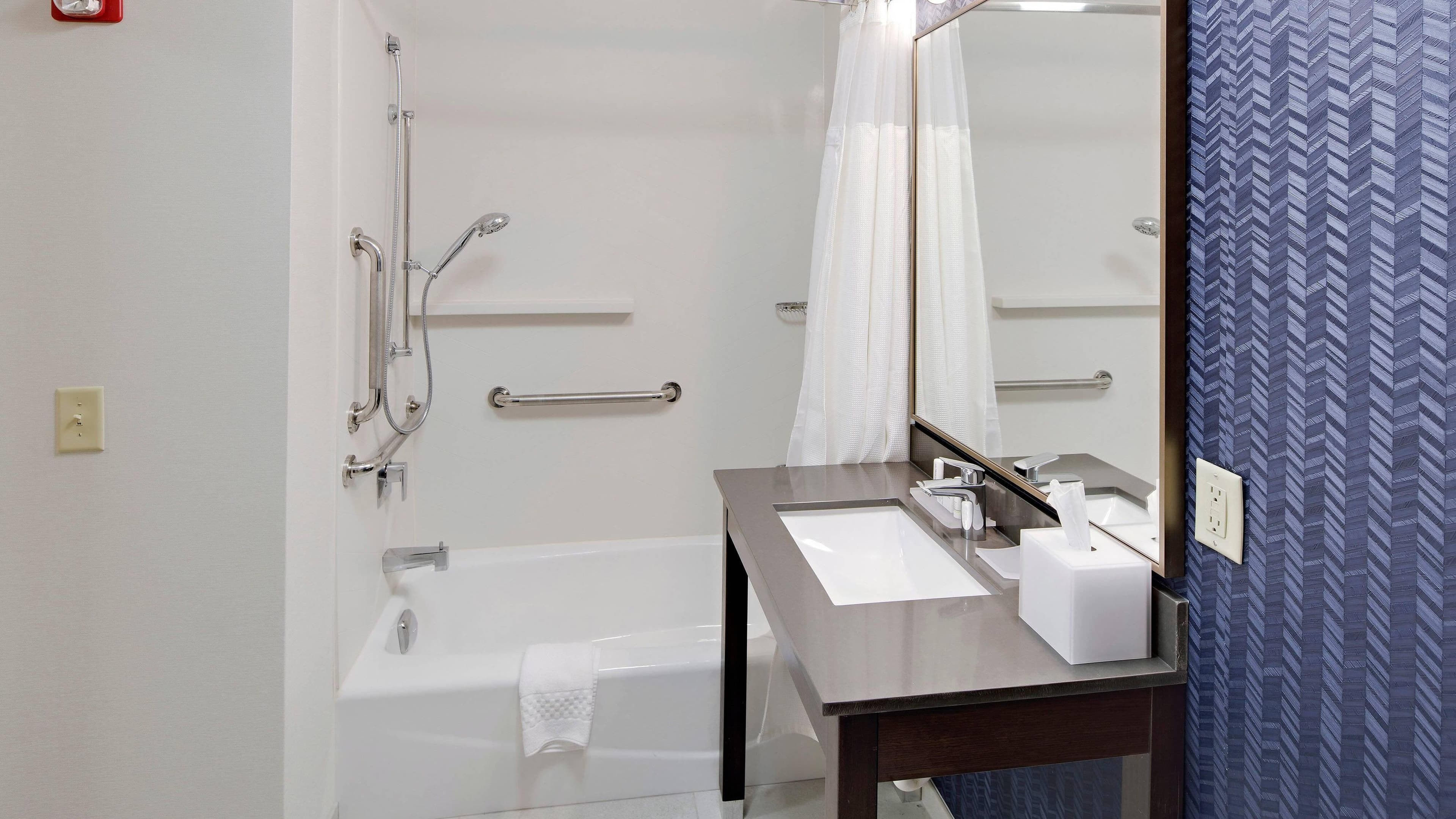 Fairfield Inn & Suites Youngstown Austintown - Image 5