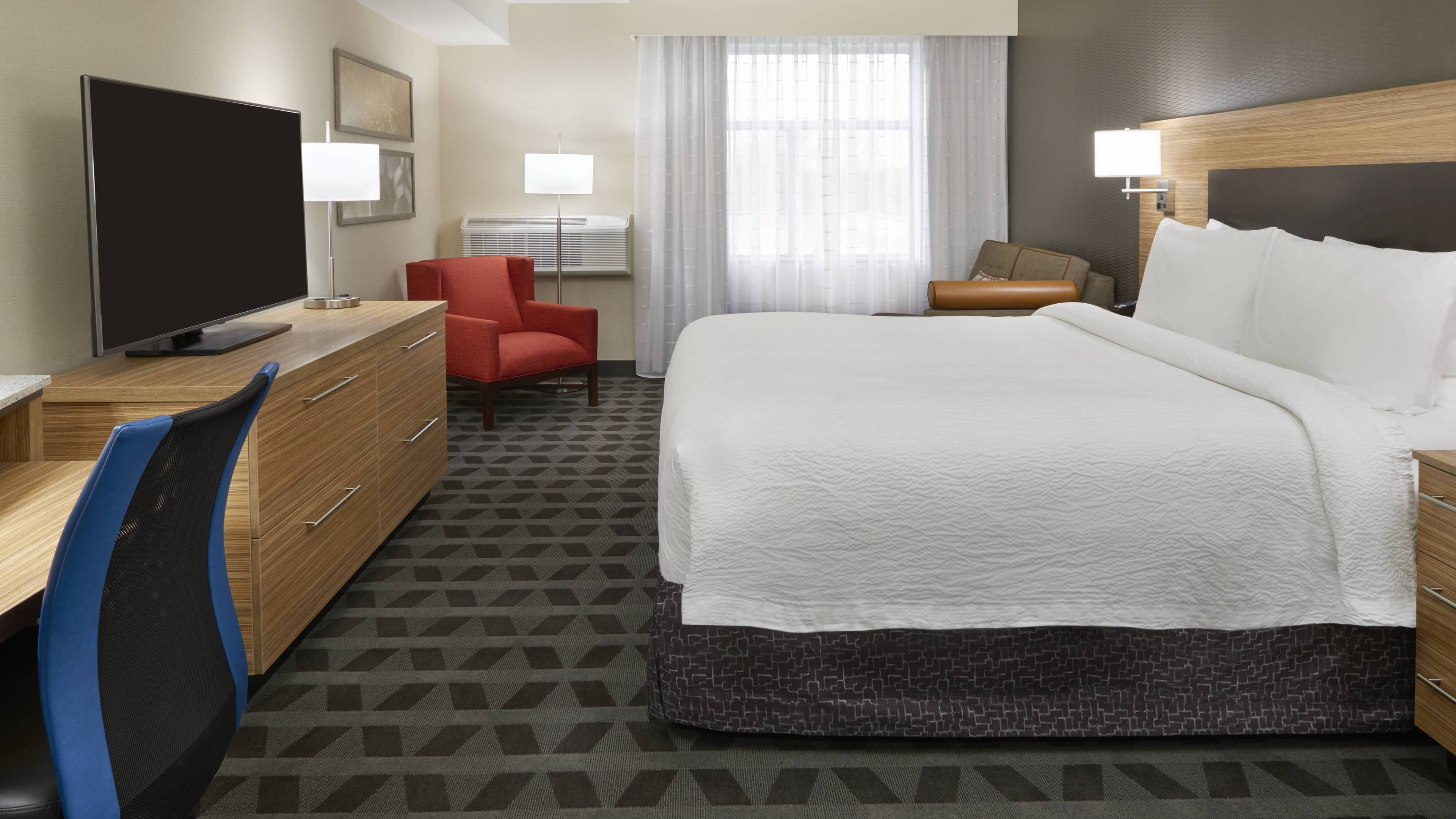 TownePlace Suites Oshawa — 7
