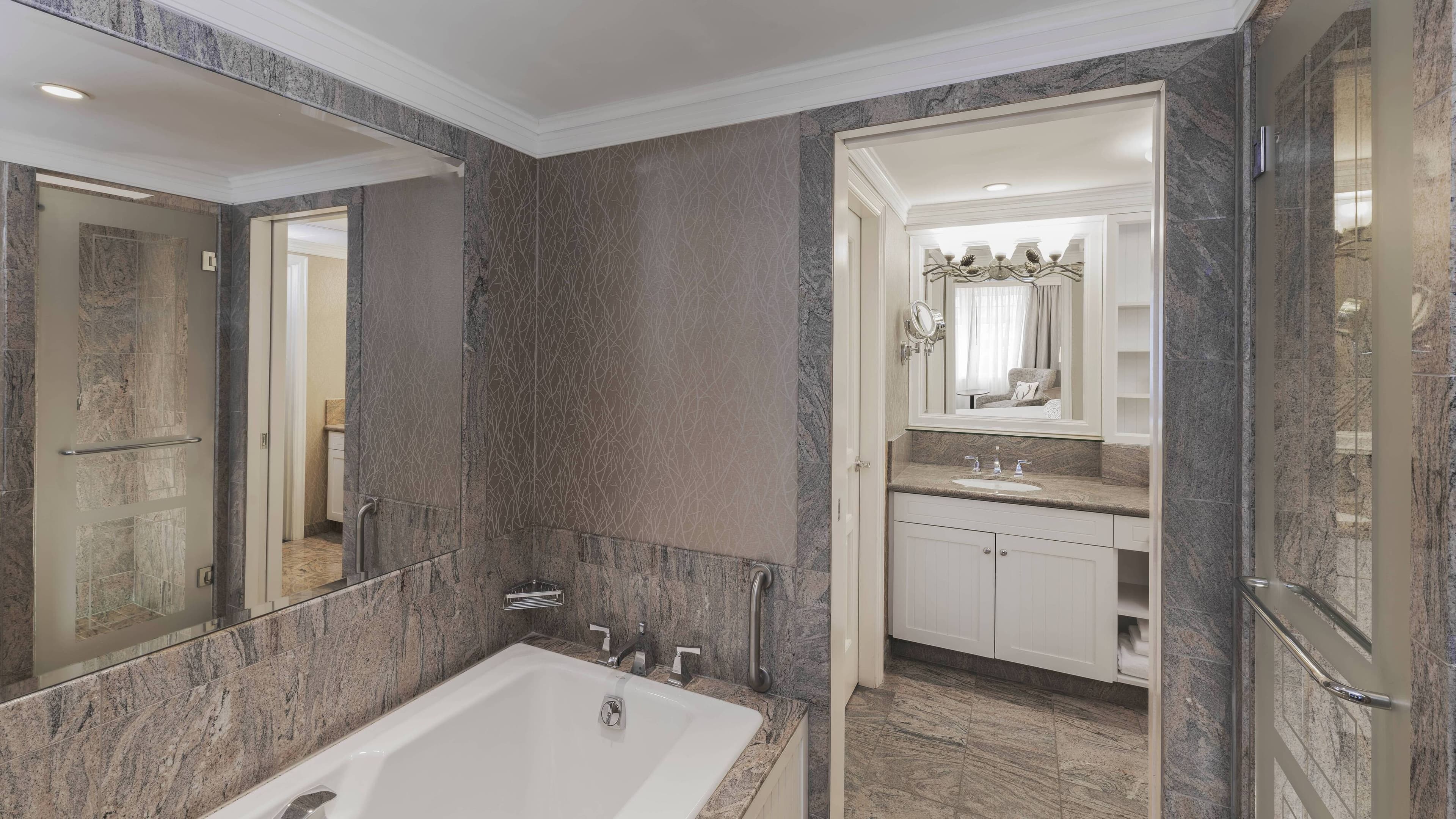 1 Bedroom Suite - Image 7