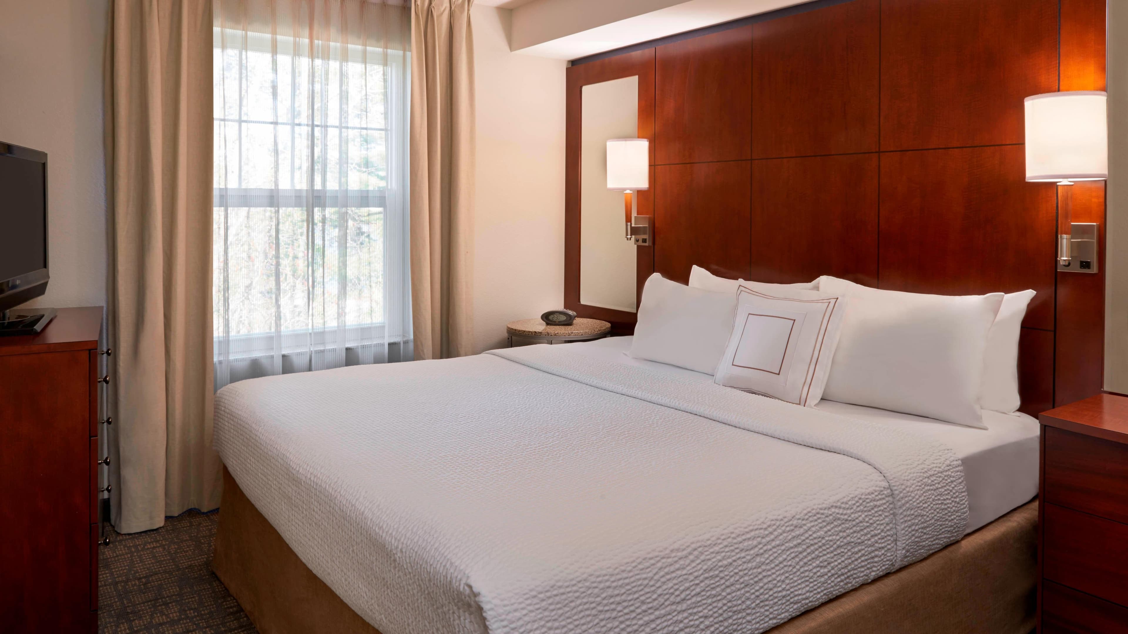 Residence Inn Gravenhurst Muskoka Wharf - Image 4