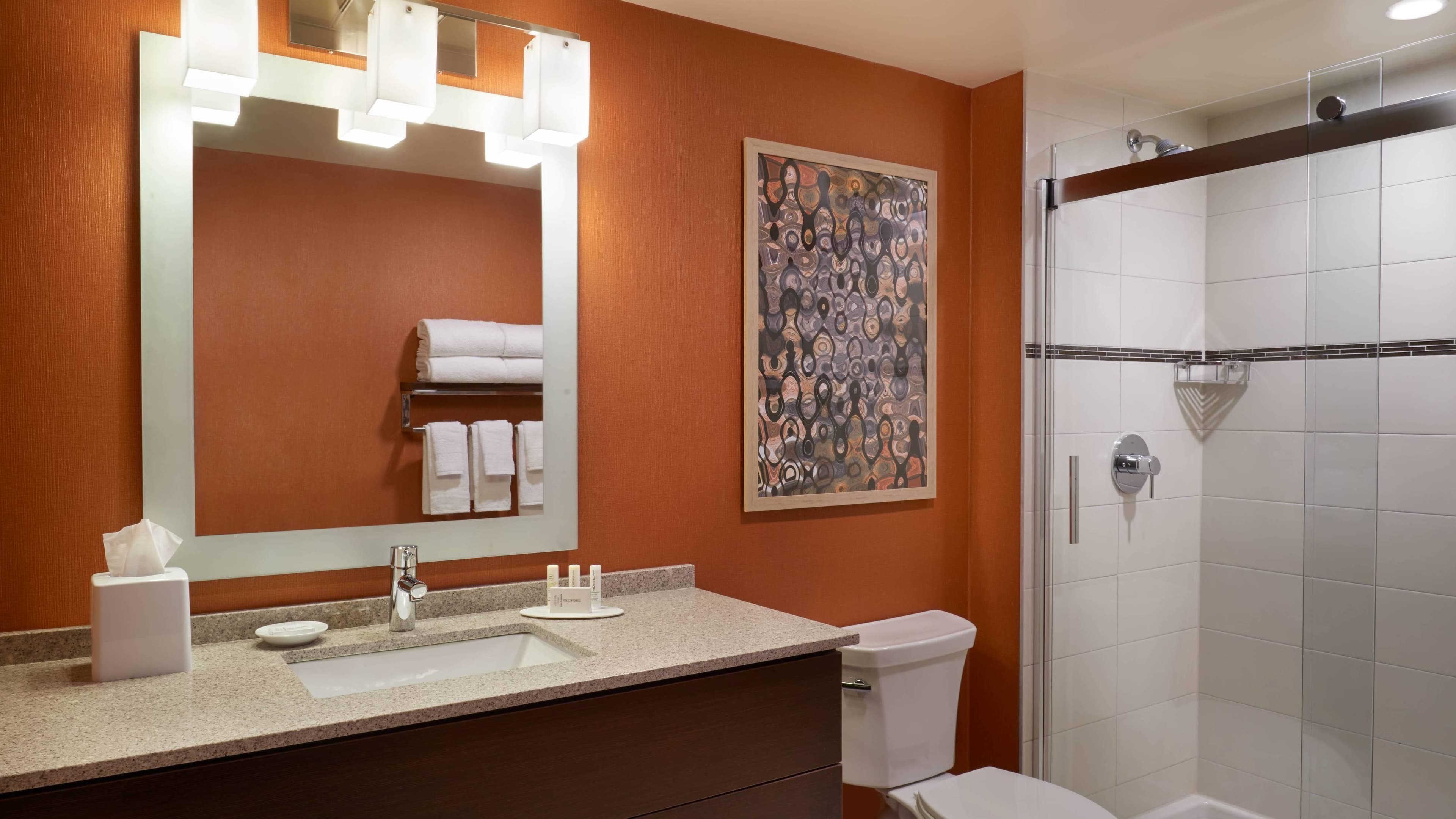 Holiday Inn Express & Suites Windsor East – Lakeshore — 18