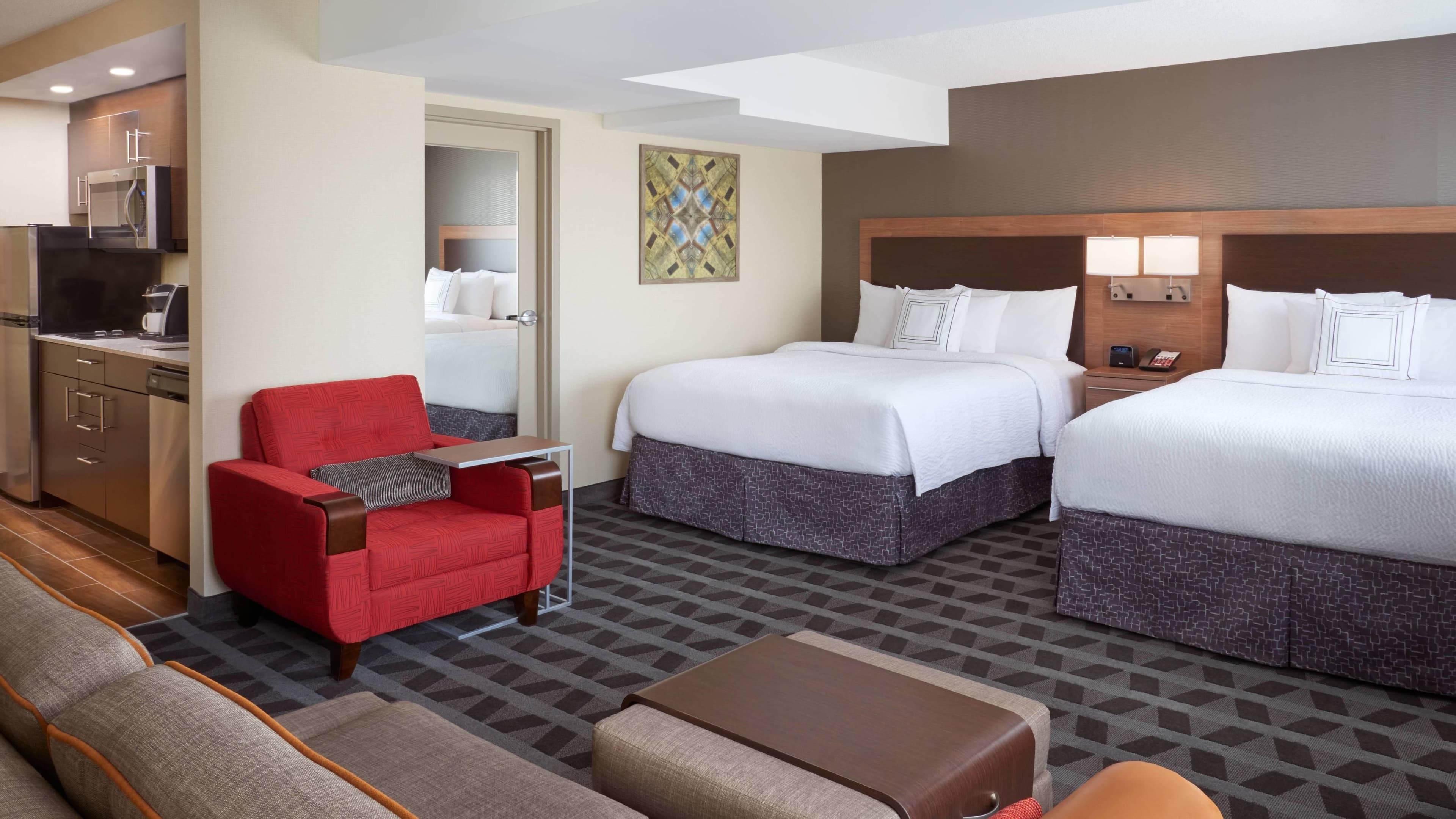 Holiday Inn Express & Suites Windsor East – Lakeshore — 23