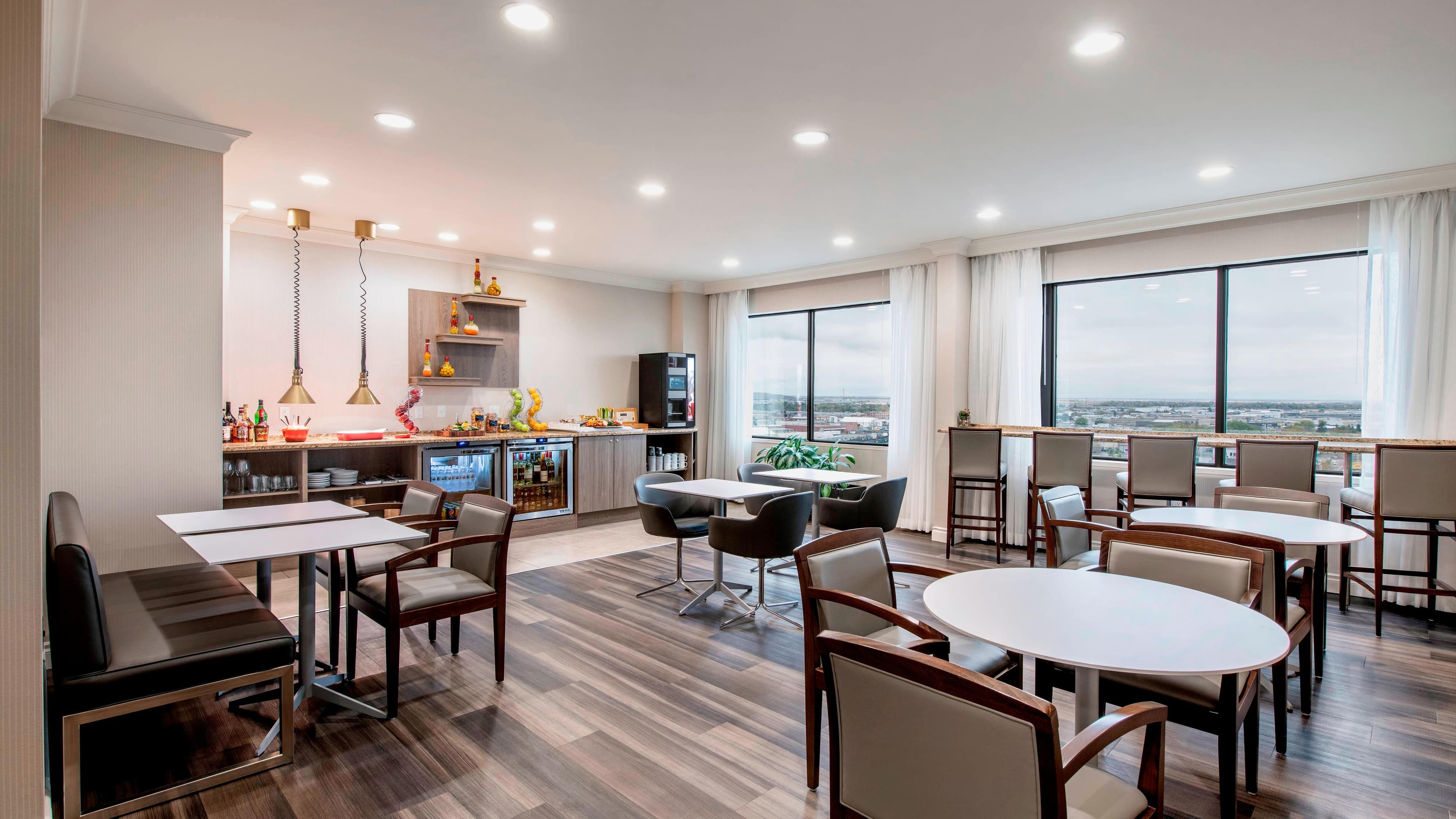 Delta Hotels Regina — 23