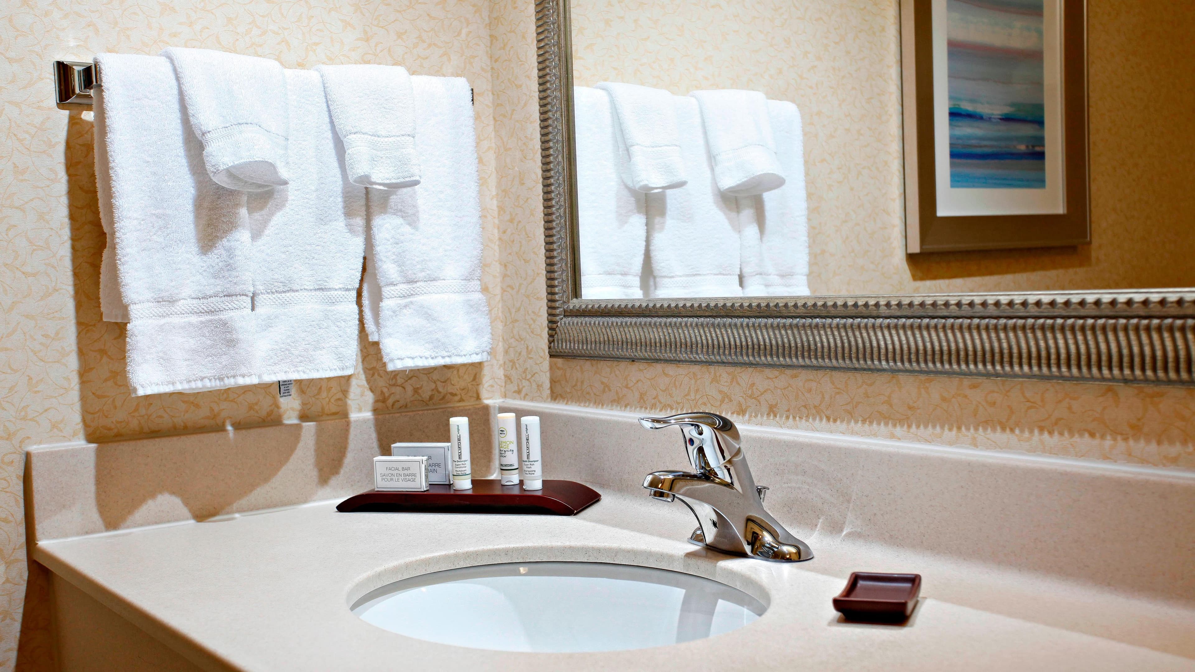 Fairfield Inn & Suites Sudbury - Image 2
