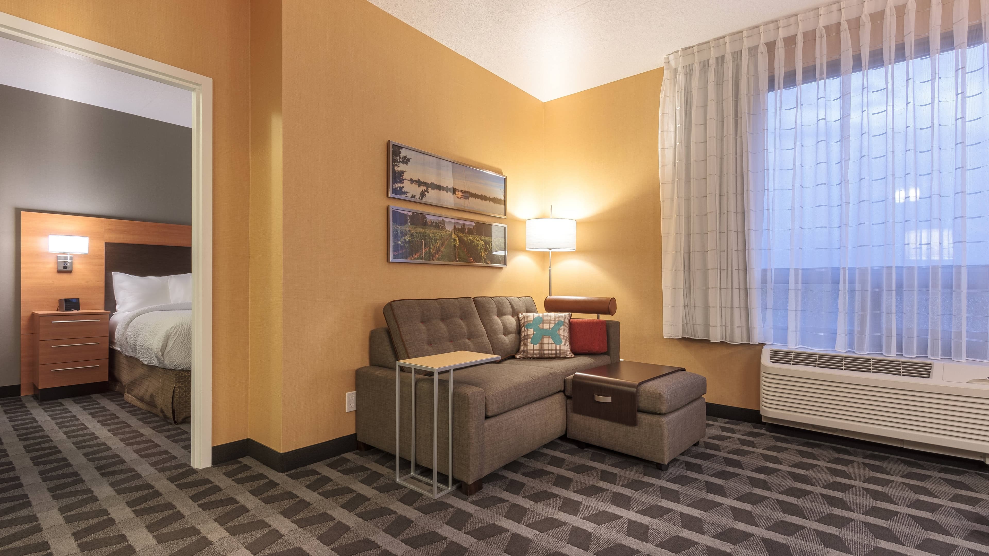 TownePlace Suites Belleville — 8