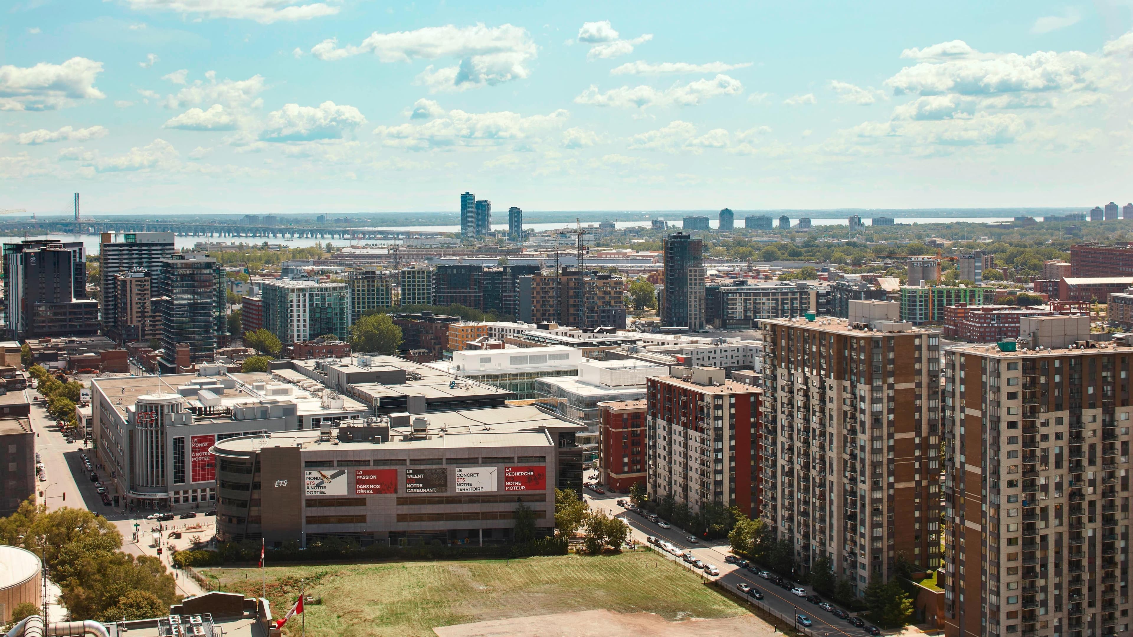 Holiday Inn & Suites Montreal Centre-ville Ouest — 26