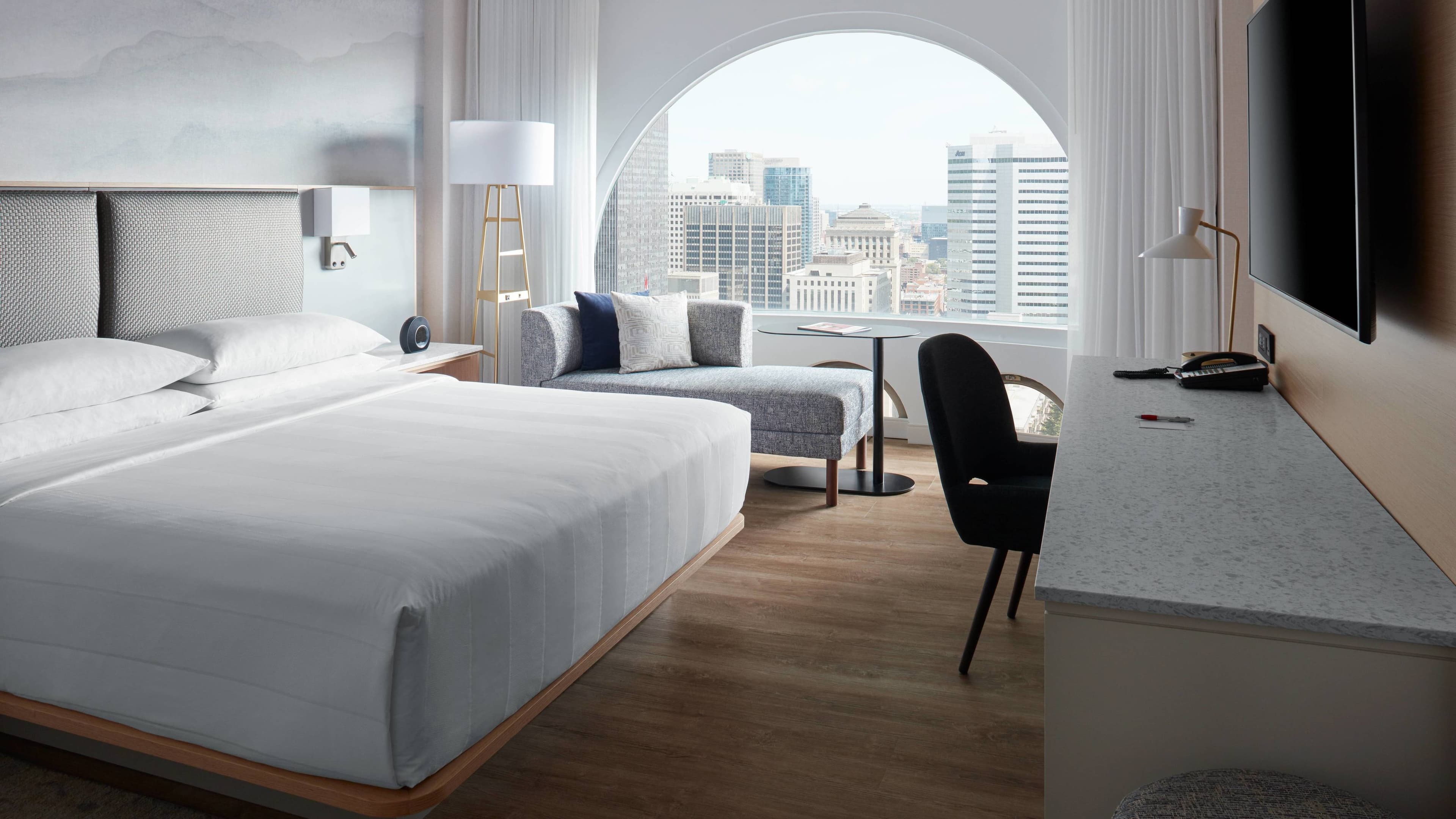 Holiday Inn & Suites Montreal Centre-ville Ouest — 15
