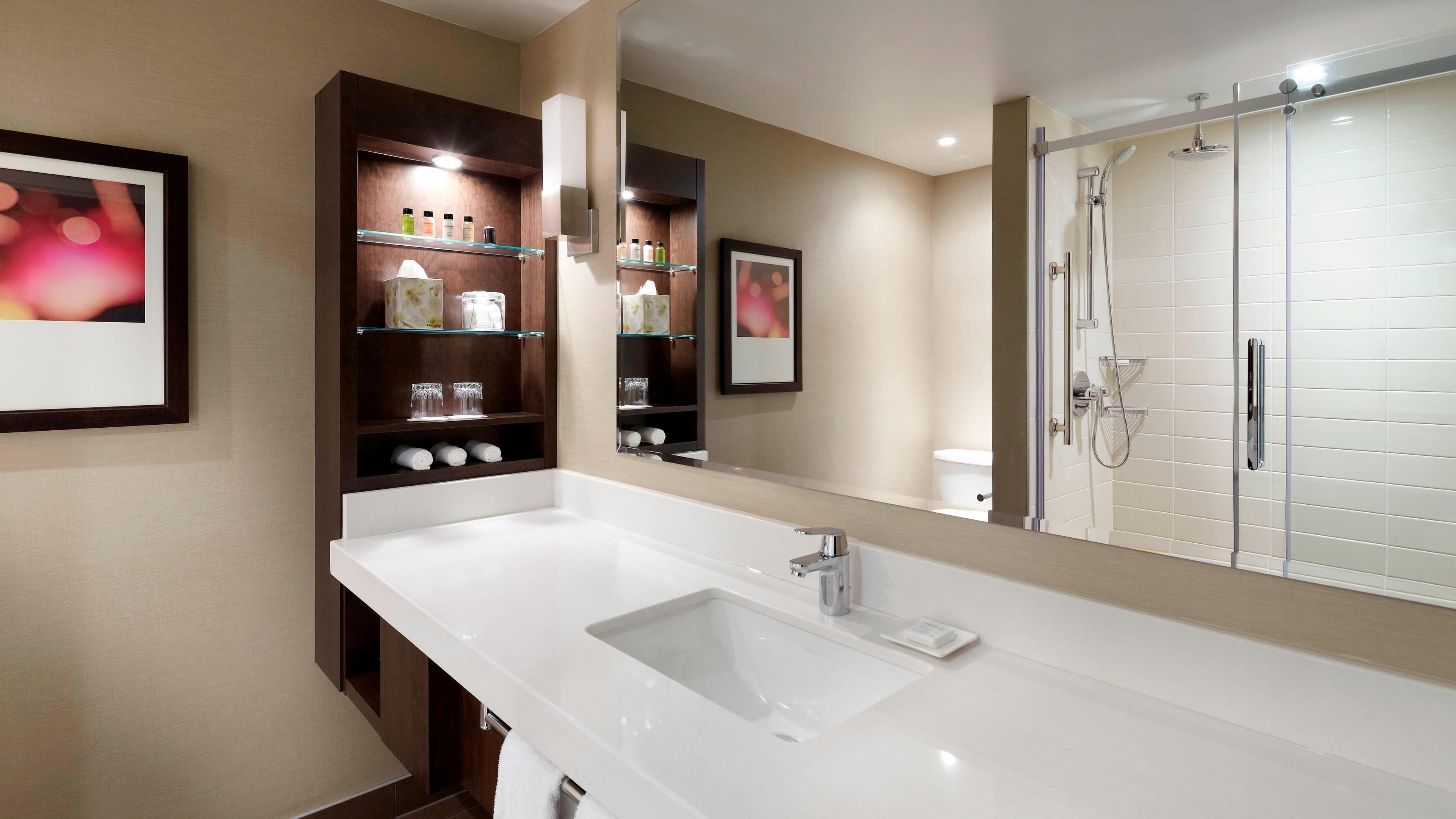 Delta Hotels Montreal - Image 4