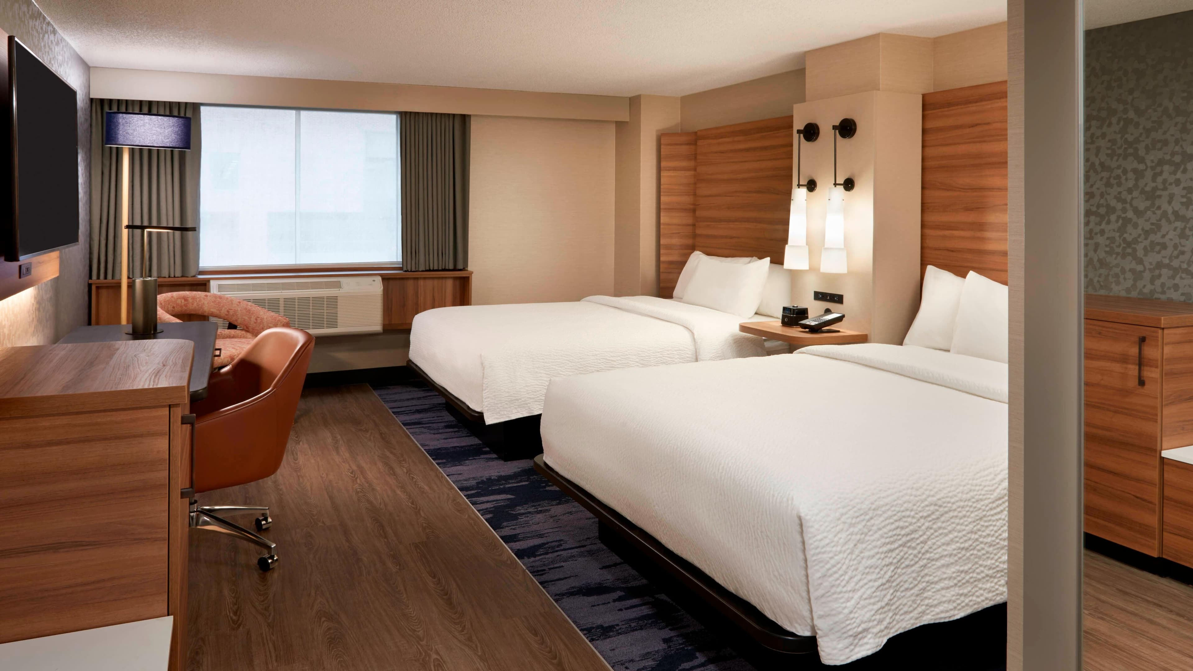 Fairfield by Marriott Montreal Downtown — 8