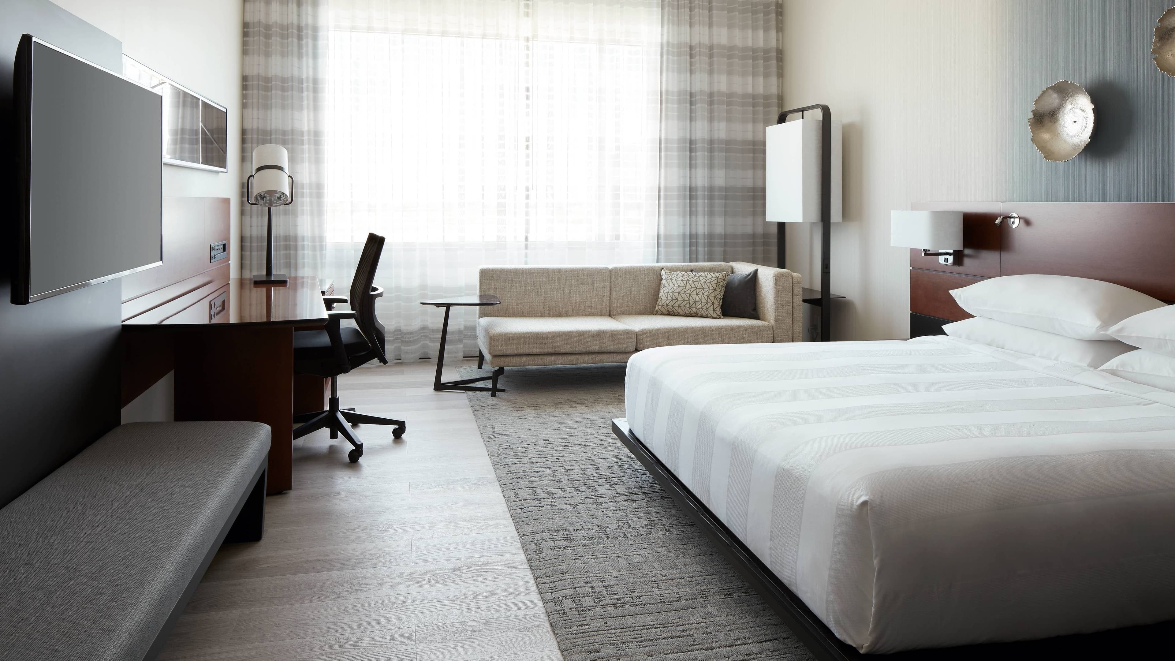 Montreal Airport Marriott In-Terminal Hotel - Image 2