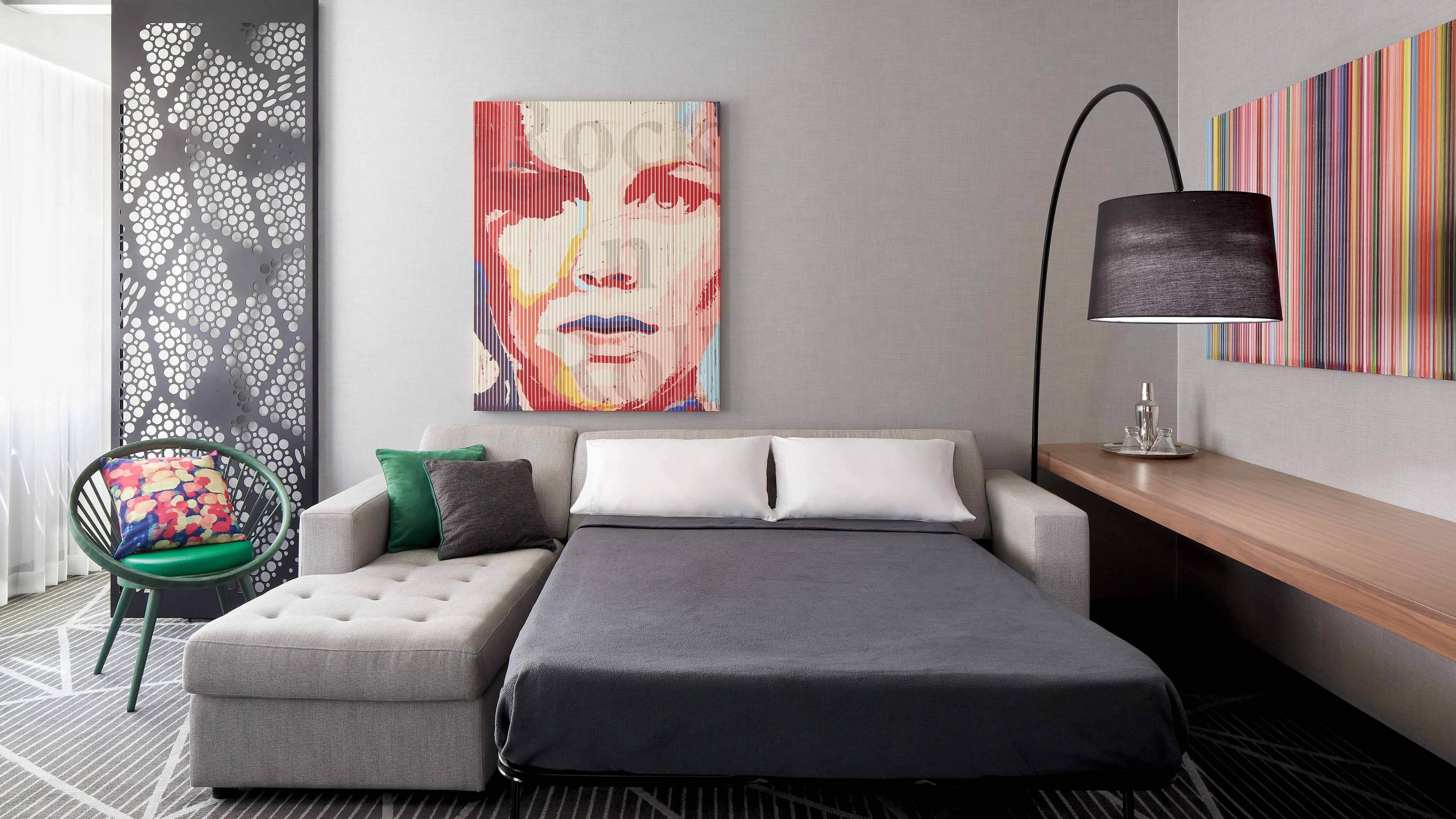 Renaissance Montreal Downtown Hotel — 13