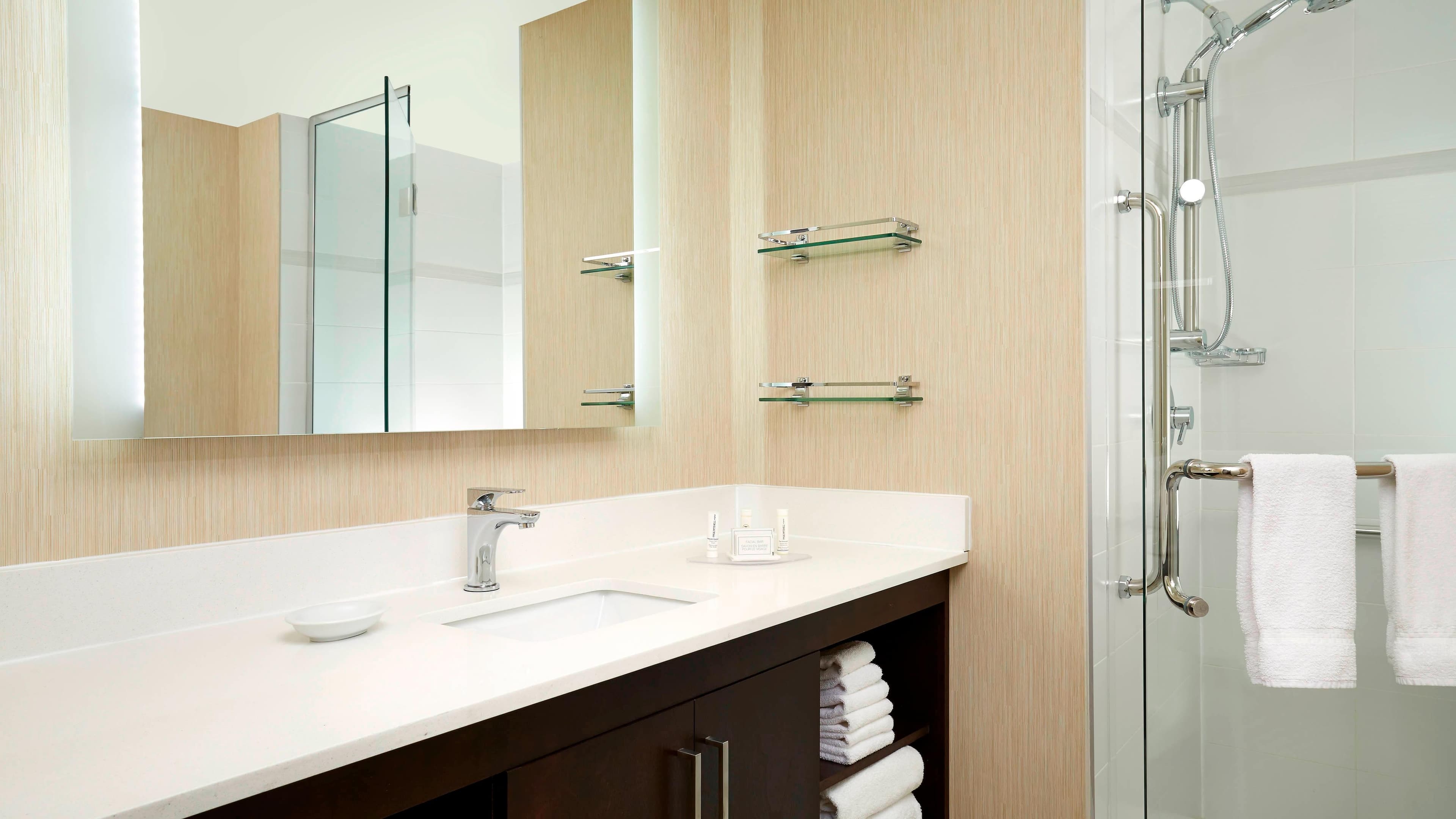 Residence Inn Montreal Downtown — 11