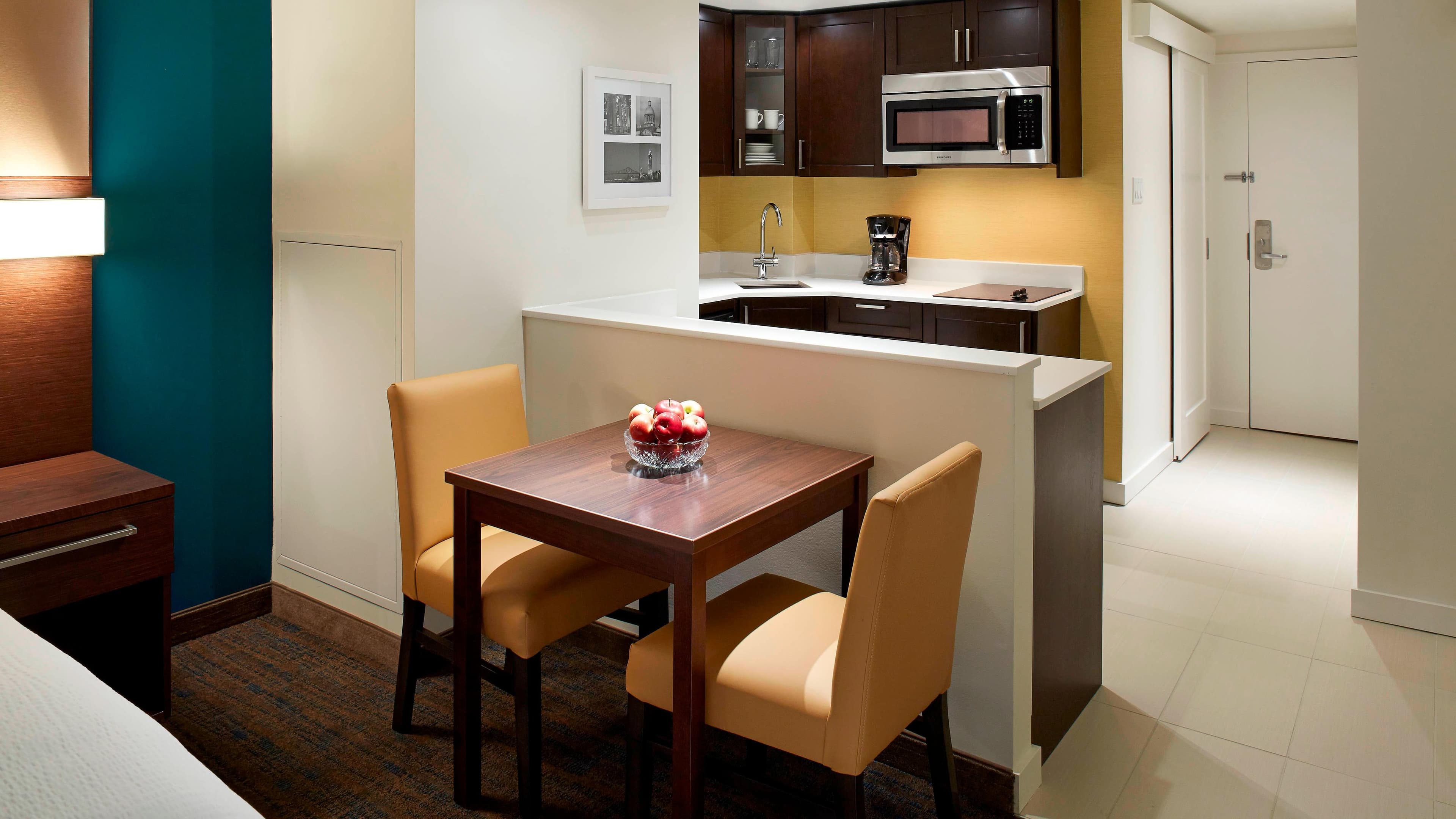 Residence Inn Montreal Downtown — 13