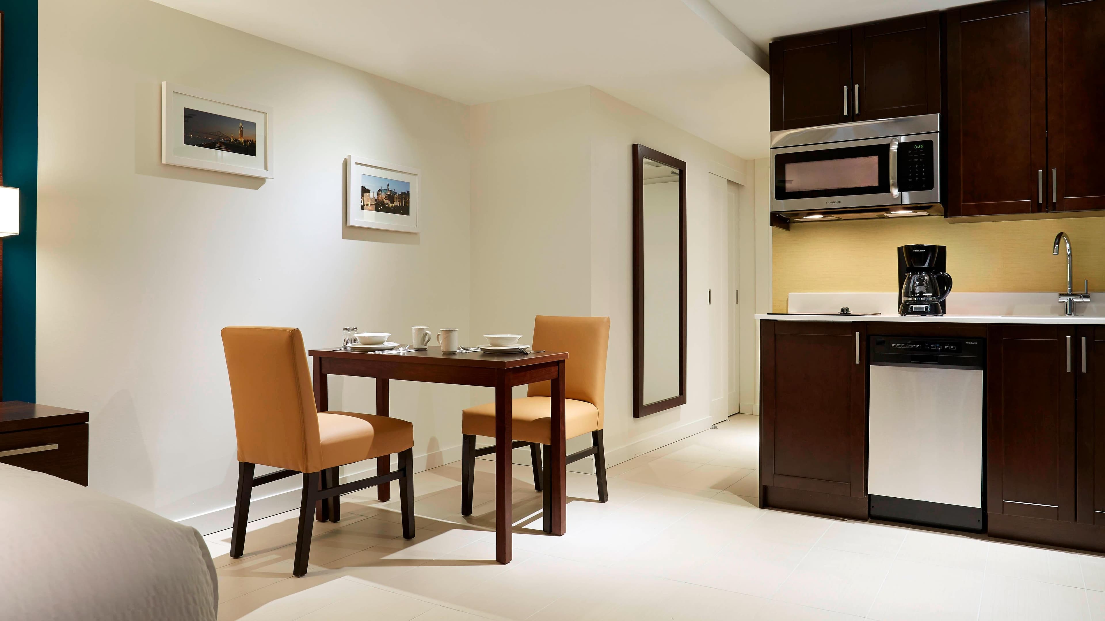 Residence Inn Montreal Downtown — 8