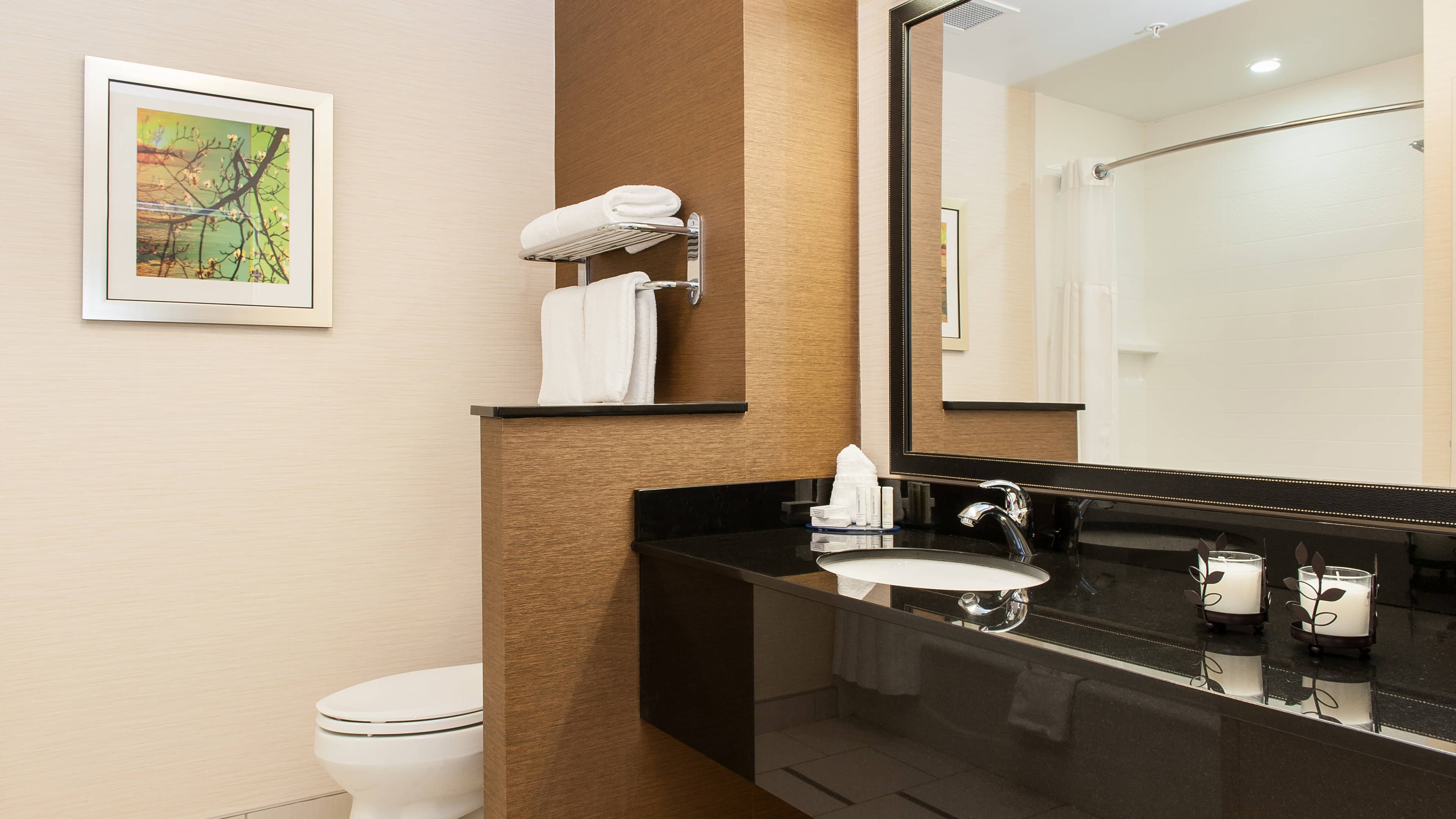 Fairfield Inn & Suites Vernon - Image 3
