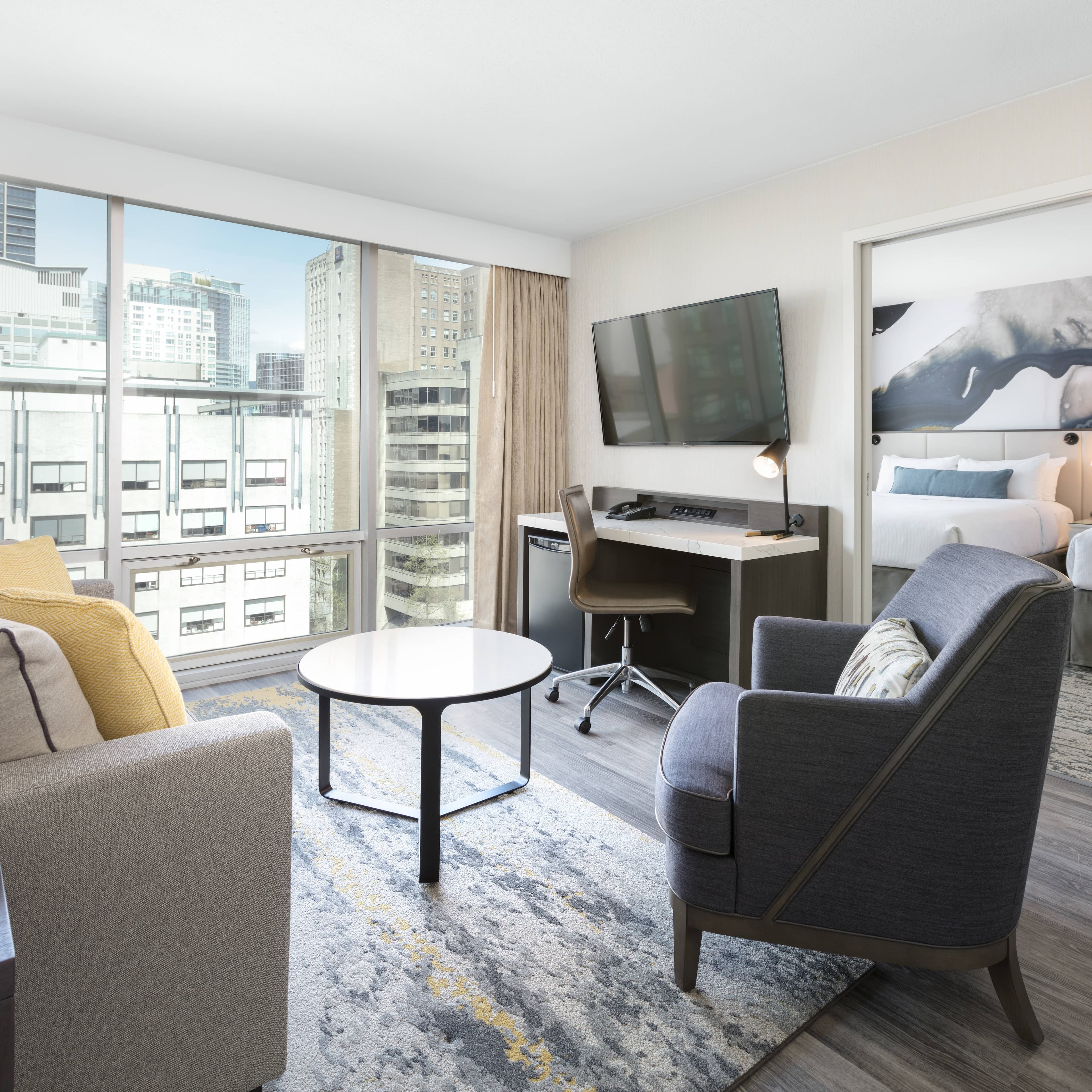 Delta Hotels Vancouver Downtown Suites