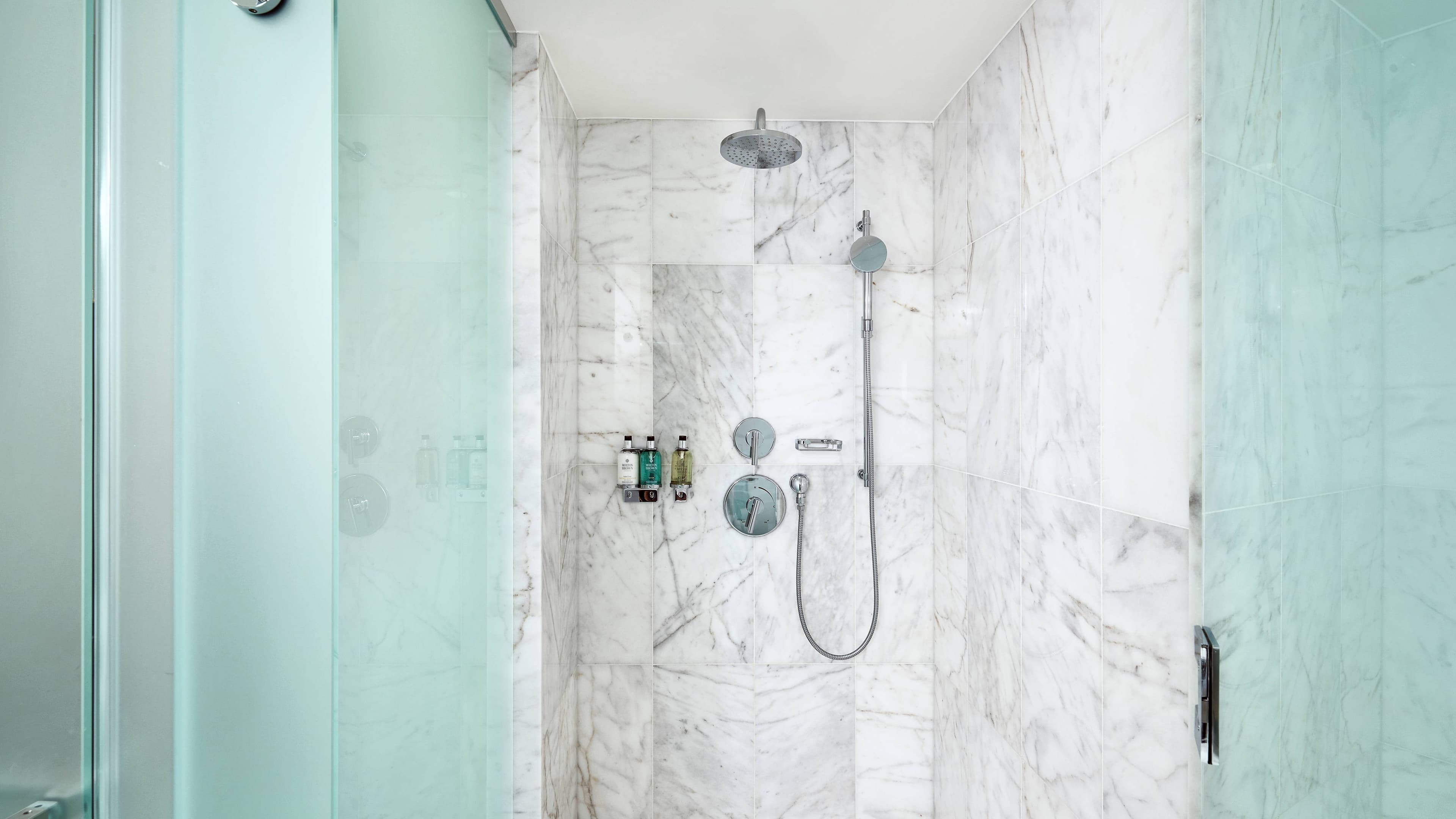JW Marriott Parq Vancouver — 6