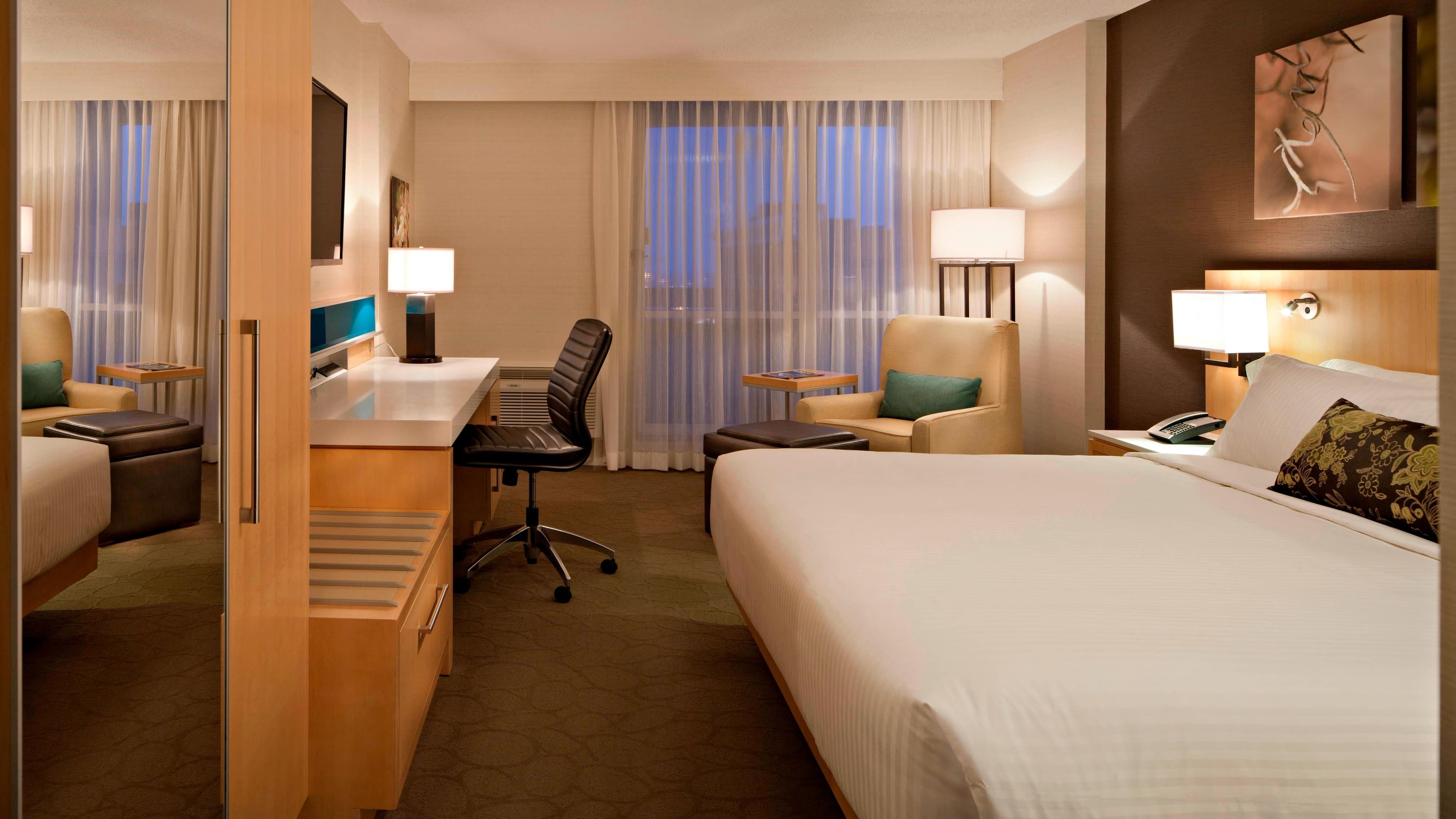 Delta Hotels Winnipeg — 10