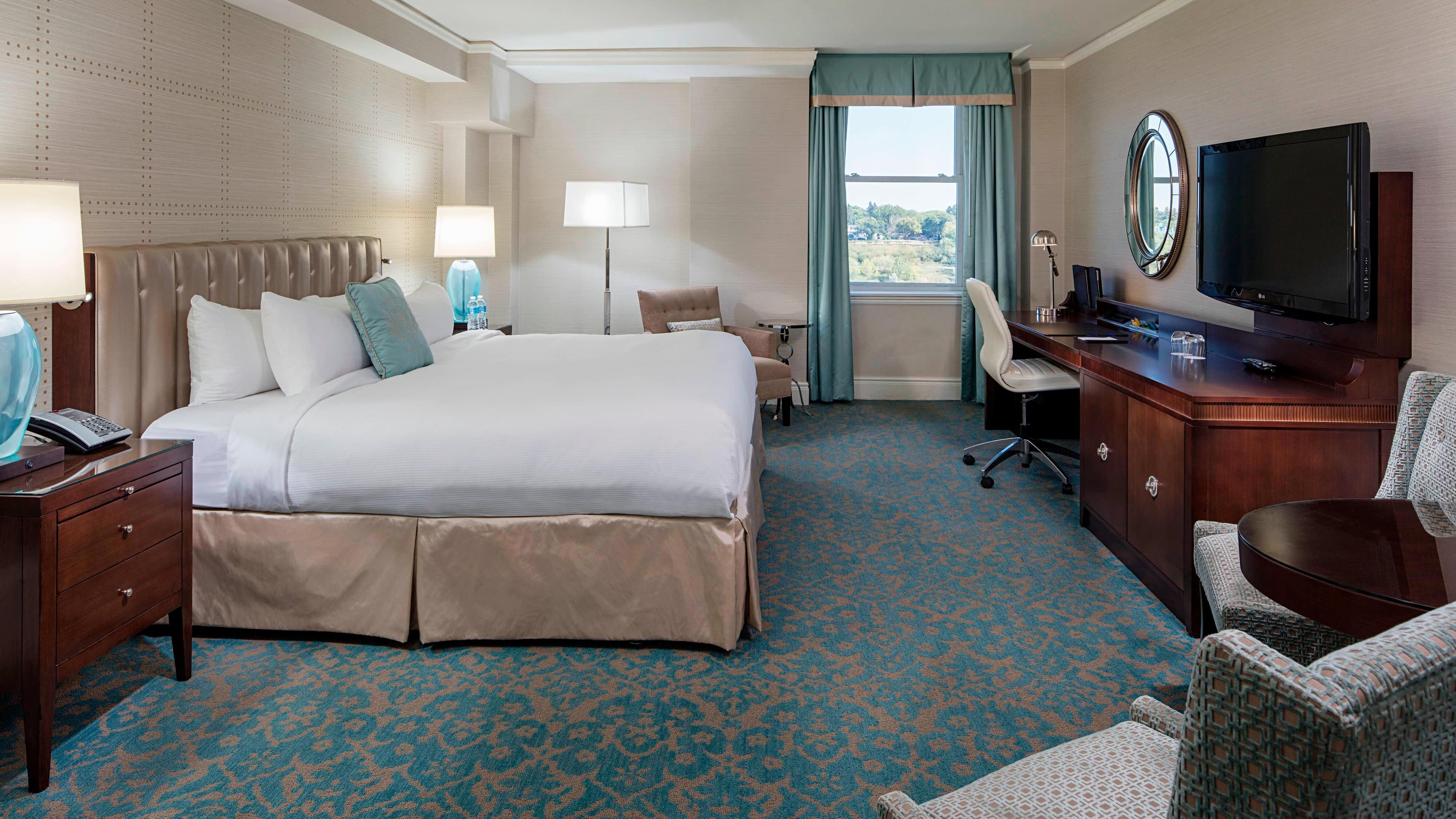 Delta Hotels Bessborough - Image 3
