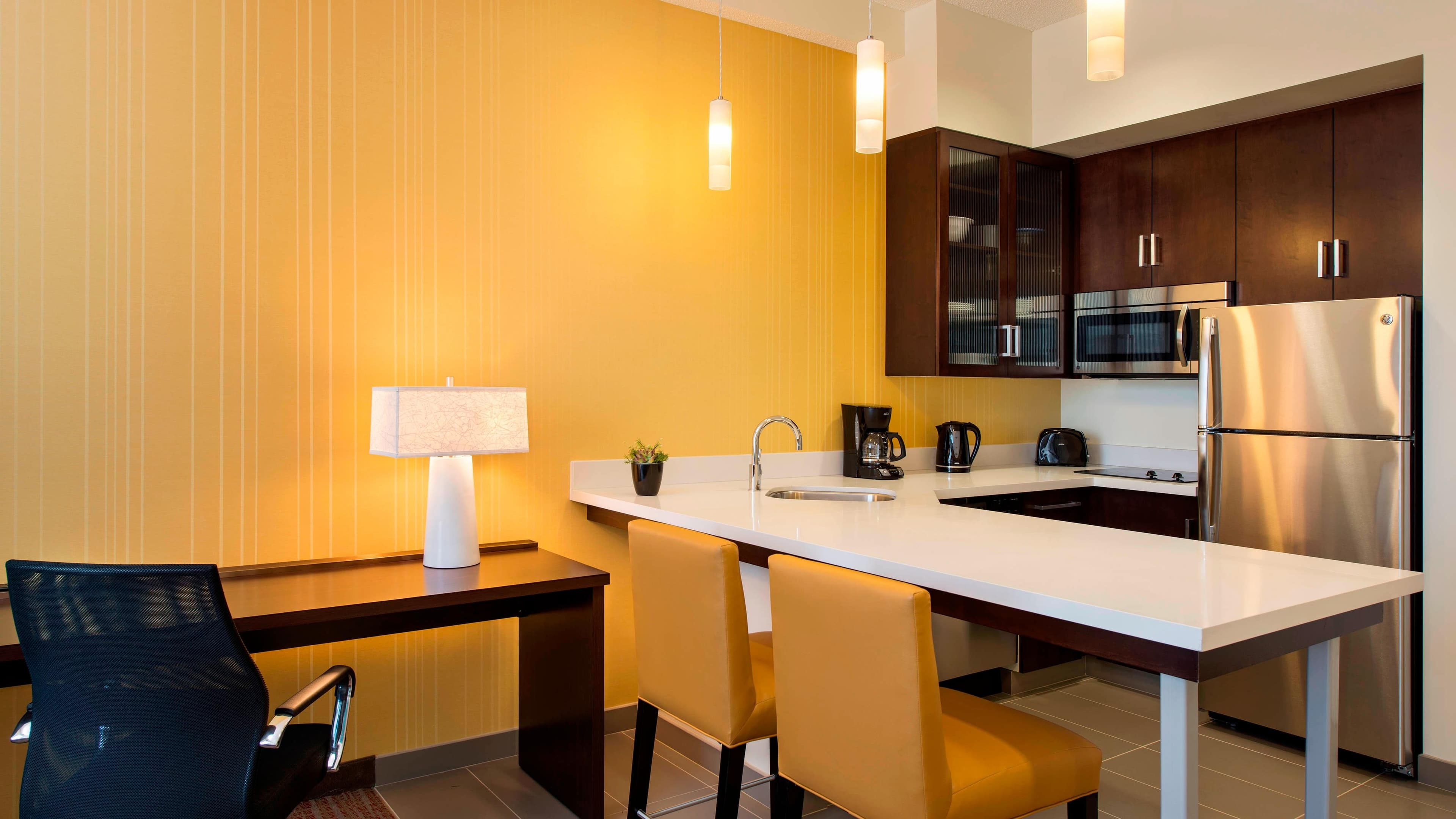 Residence Inn Calgary South - Image 4