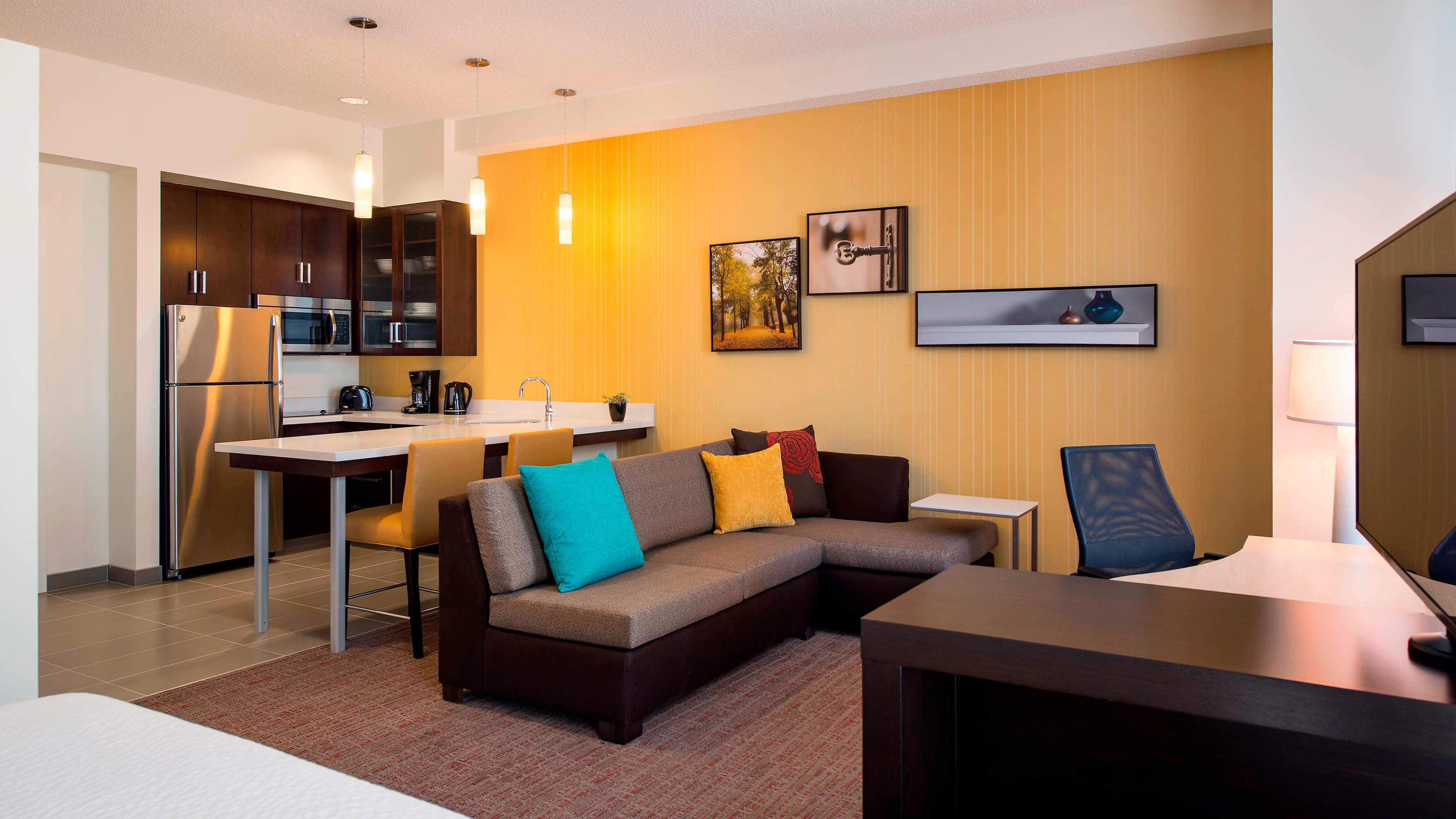 Residence Inn Calgary South - Image 3