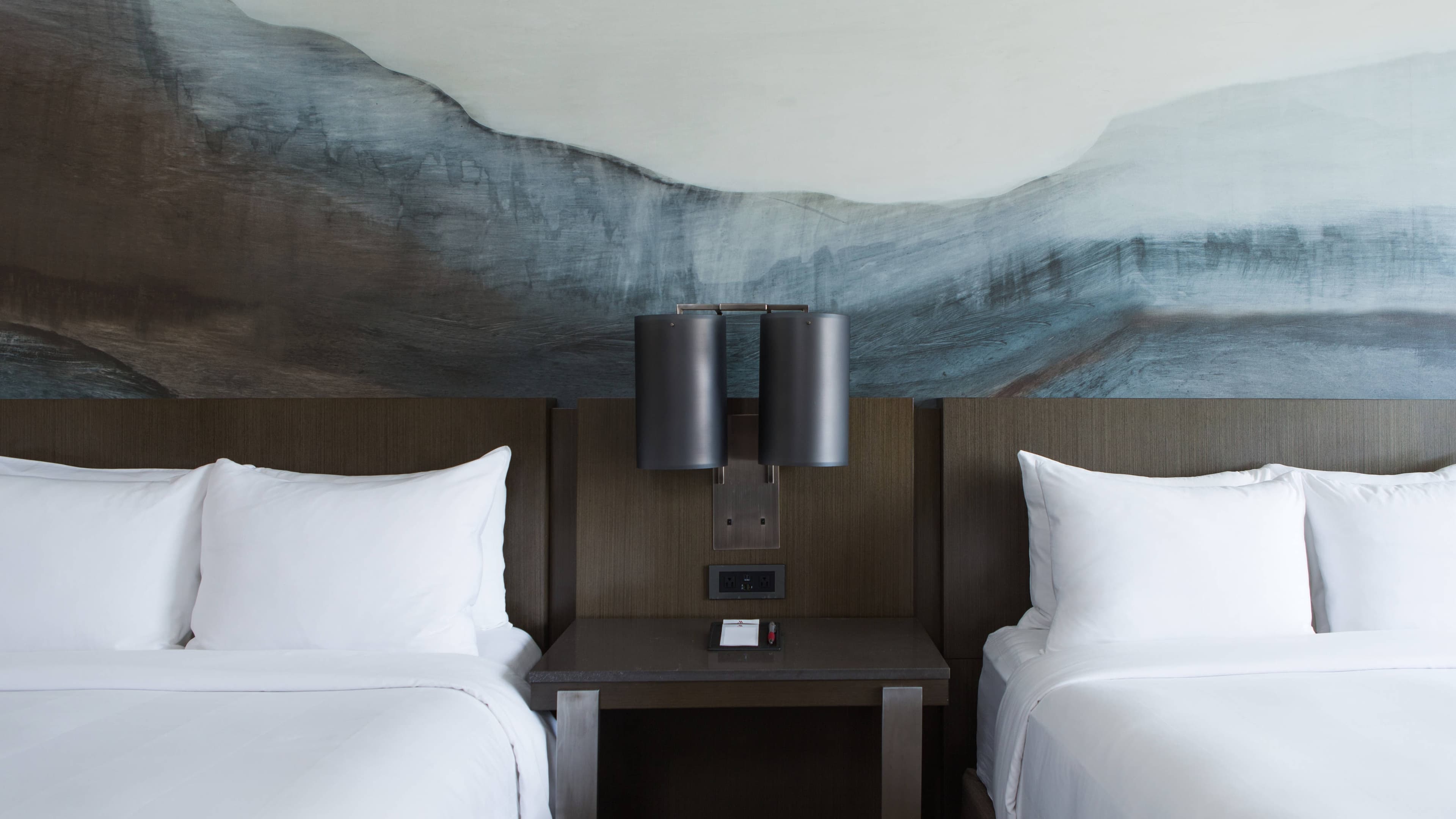 Calgary Marriott Downtown Hotel - Image 3