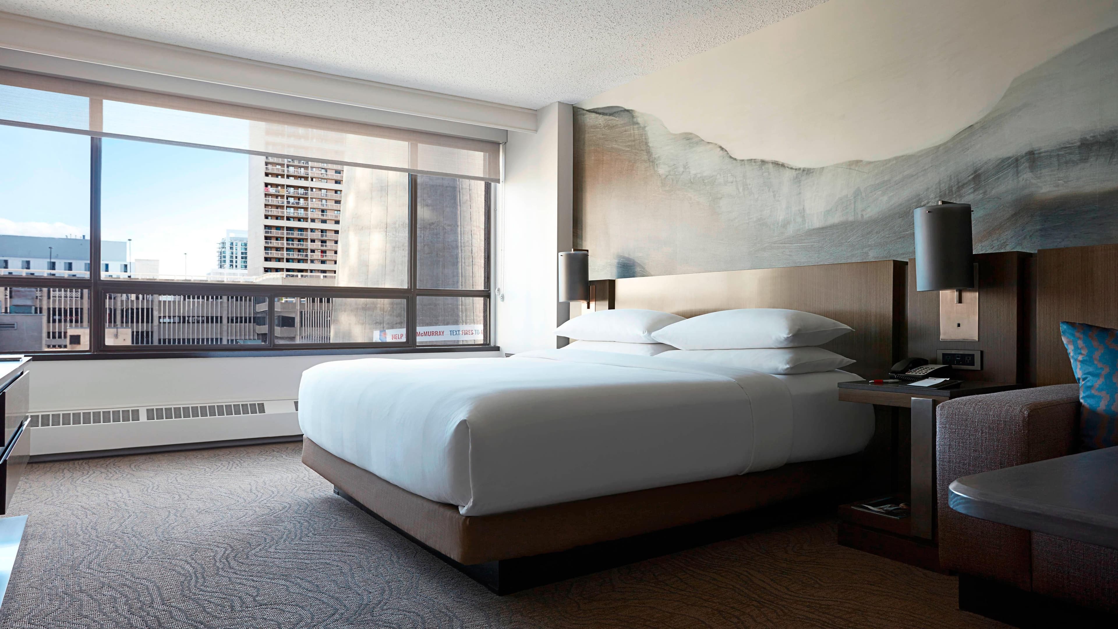 Calgary Marriott Downtown Hotel — 8