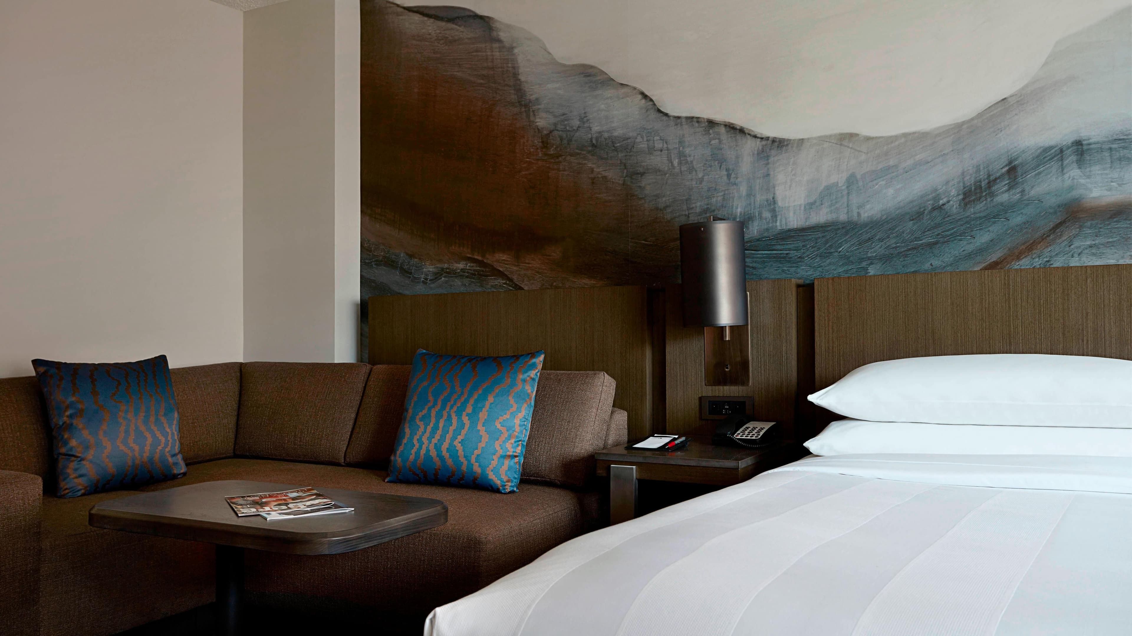 Calgary Marriott Downtown Hotel — 11