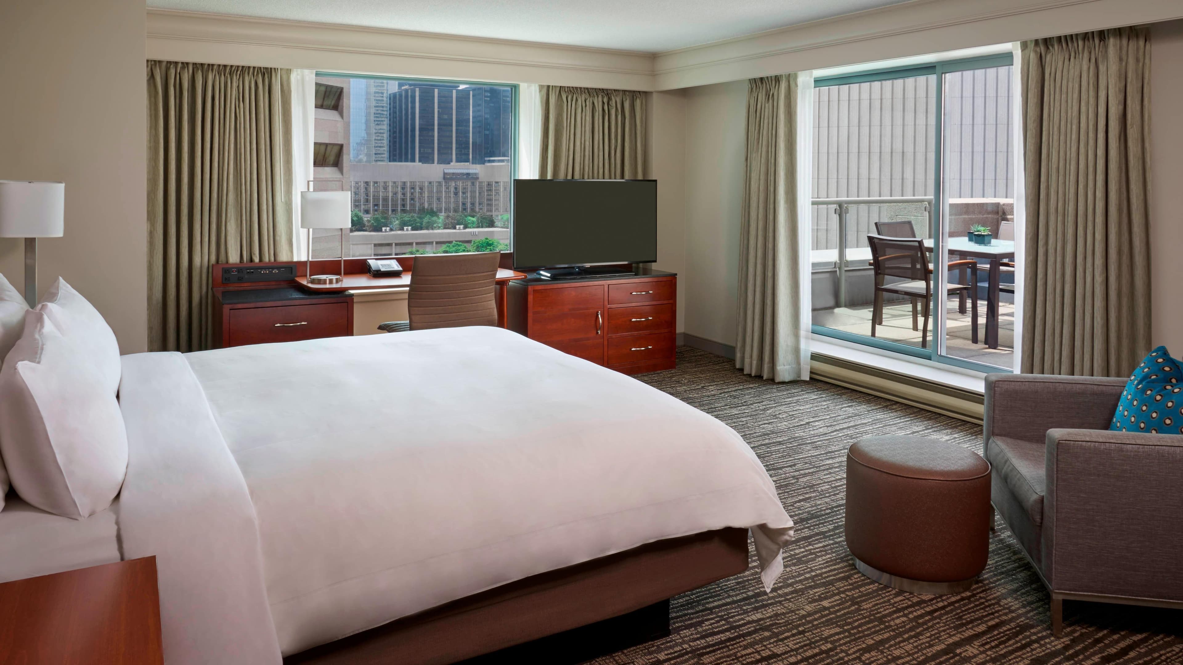 Marriott Downtown at CF Toronto Eaton Centre — 63