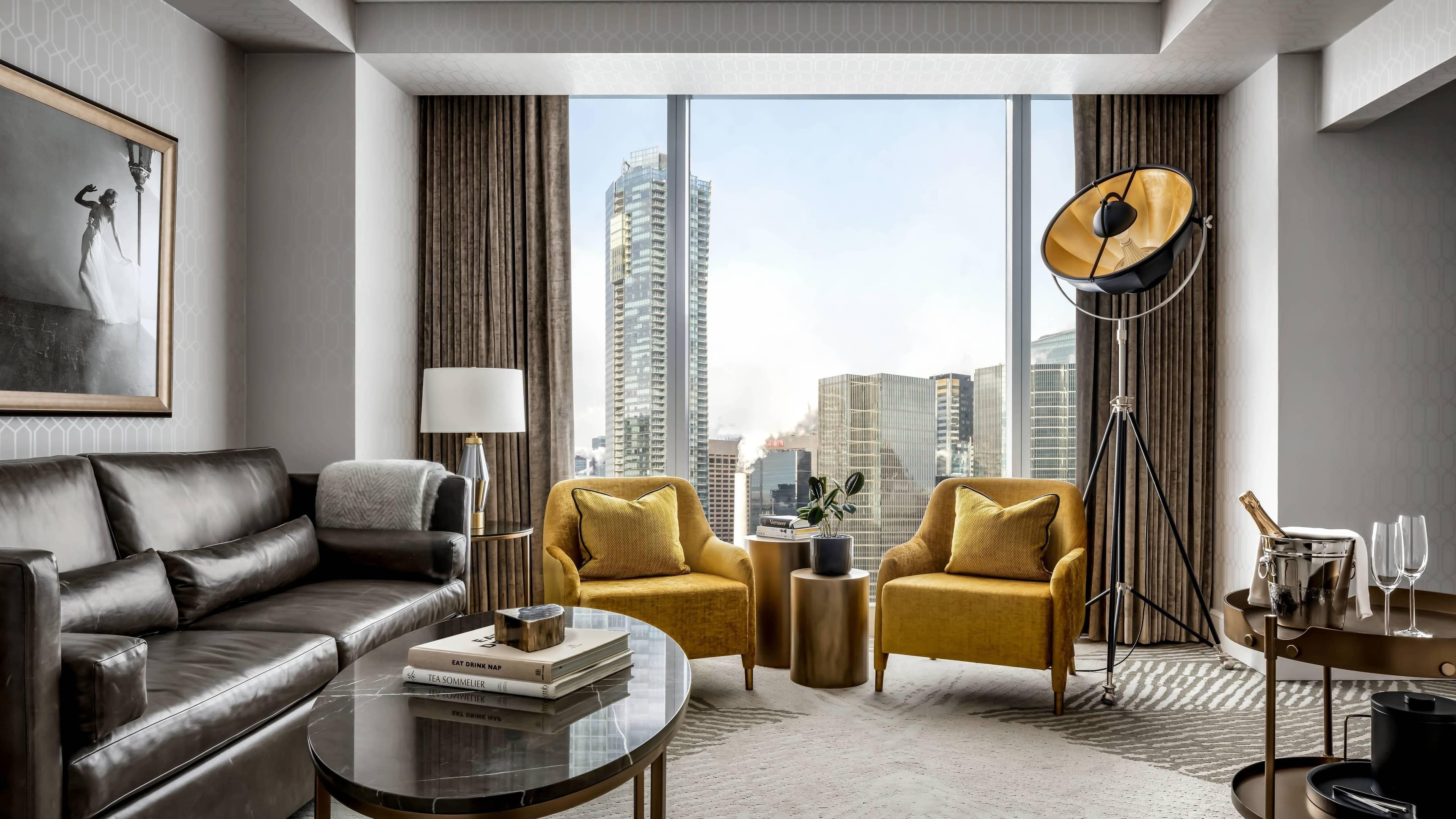The Ritz-Carlton, Toronto — 10
