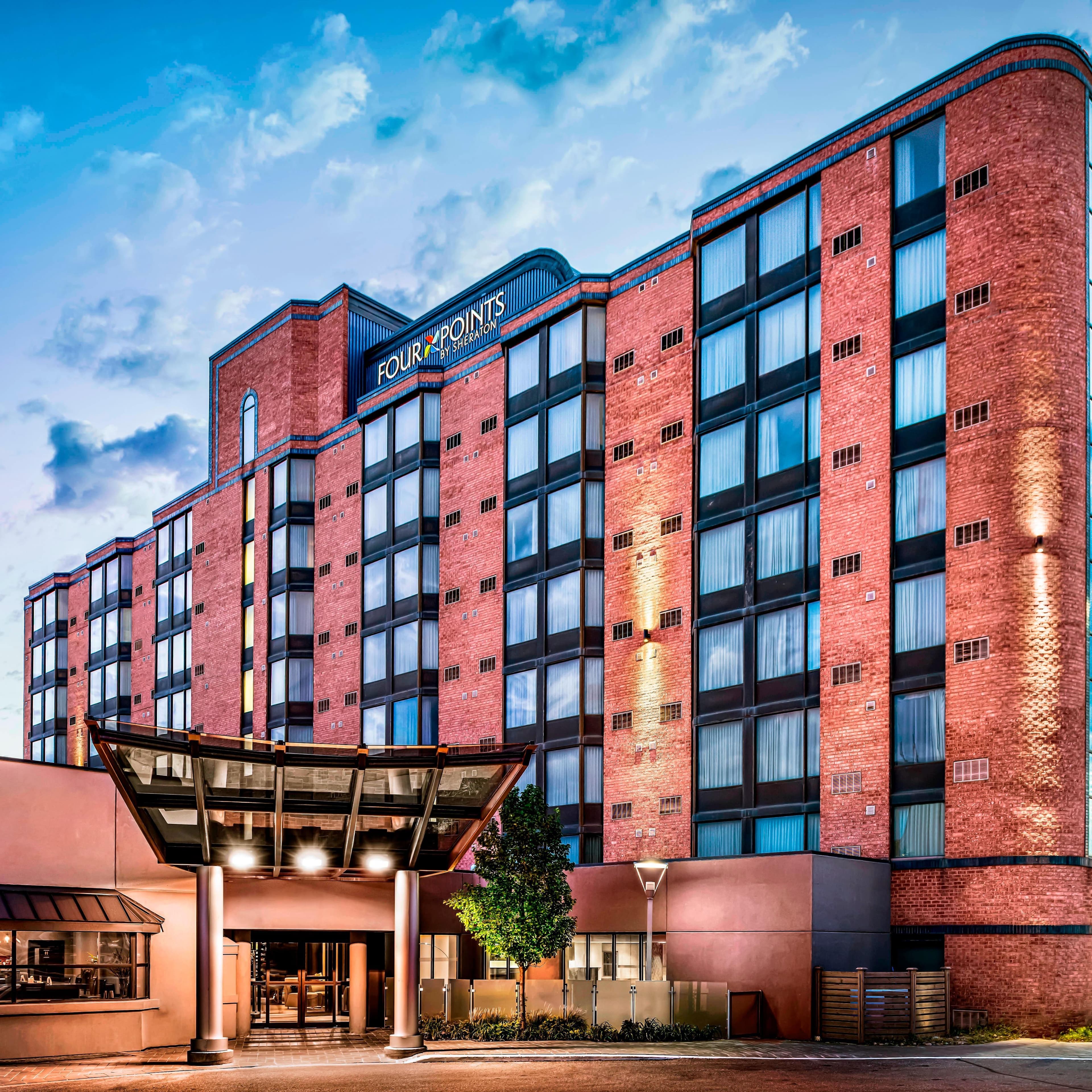 Four Points by Sheraton Mississauga Meadowvale - Image 1