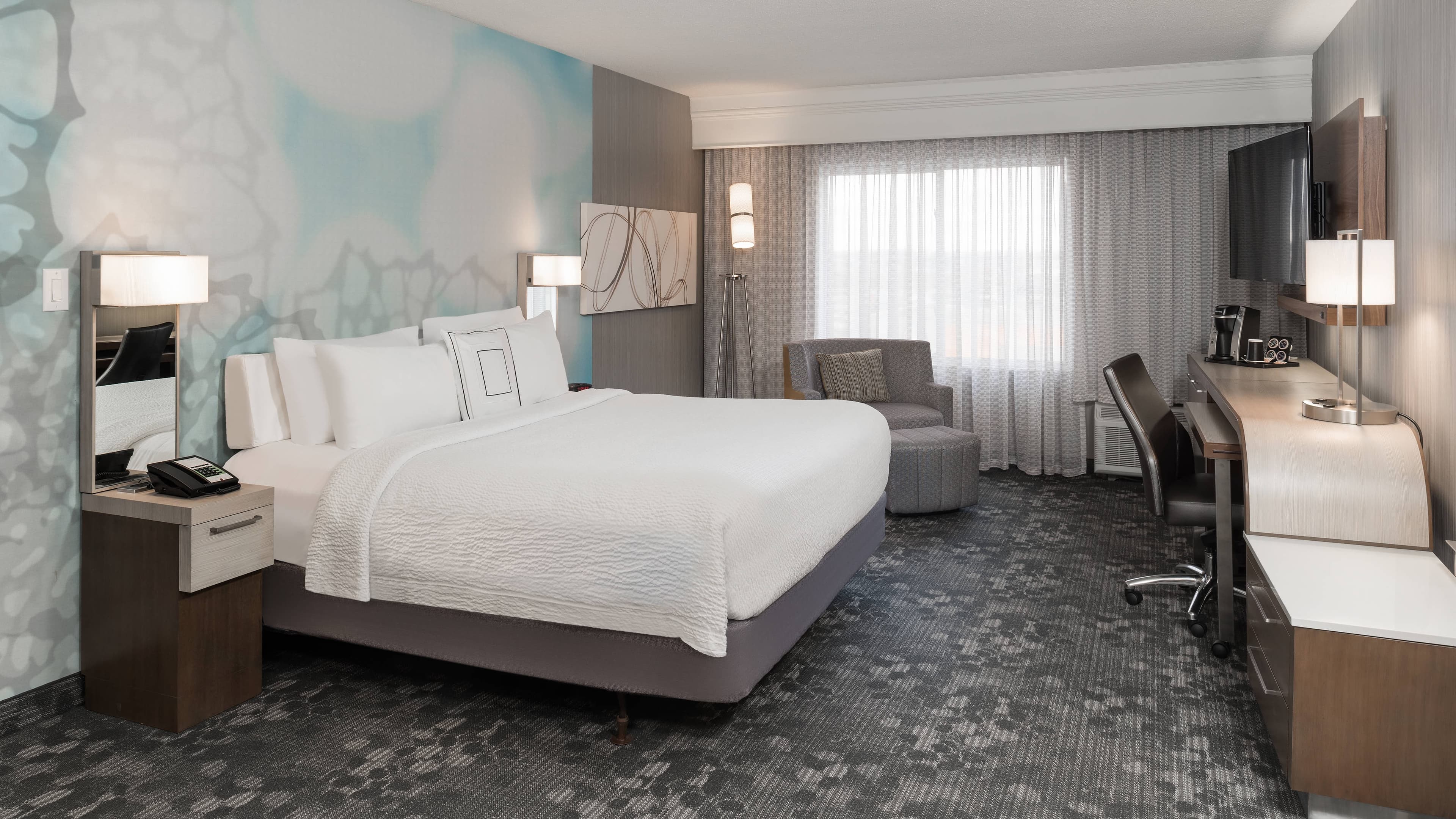 Courtyard Toronto Vaughan - Image 2