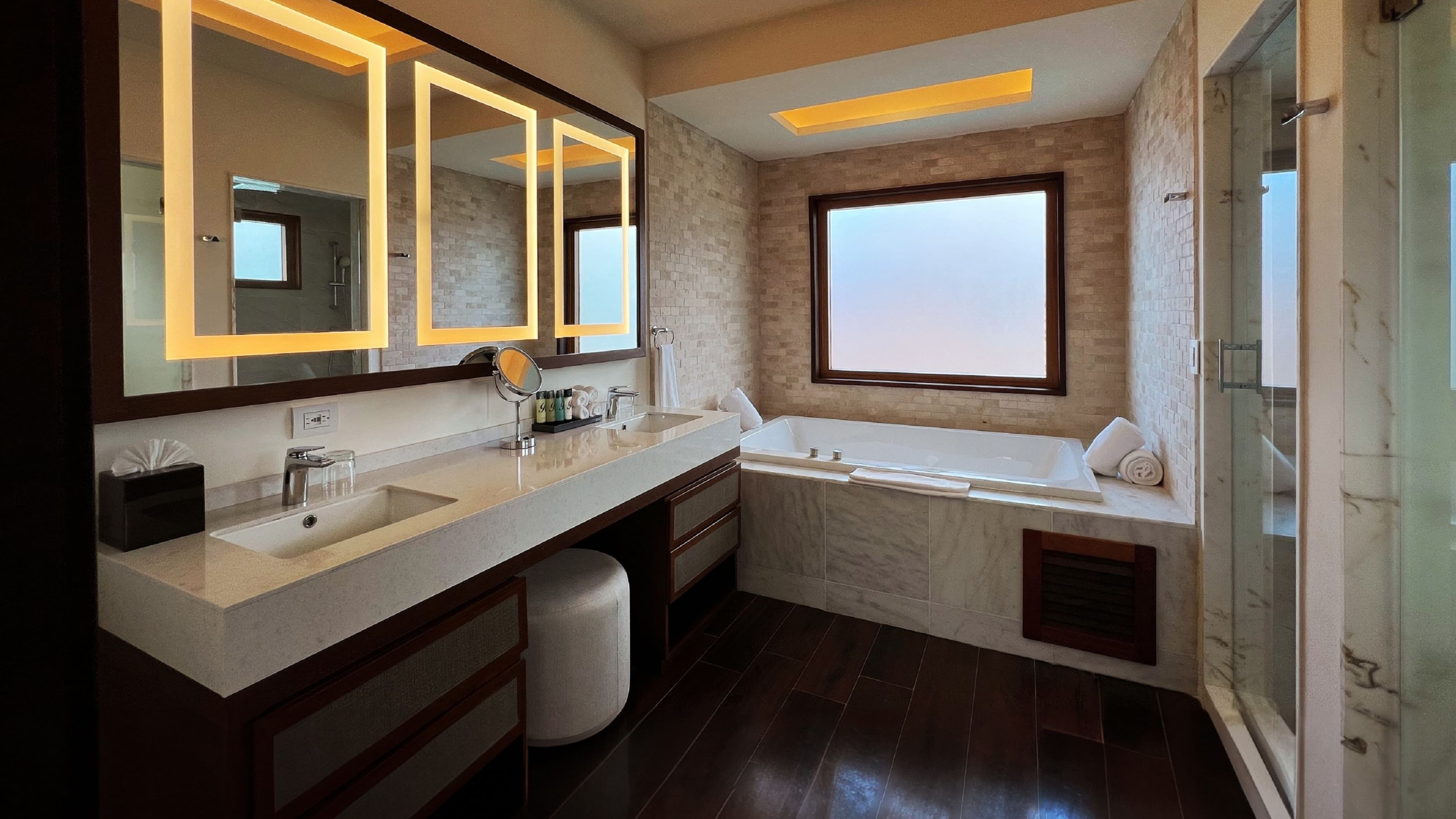 Royalton CHIC Antigua, an Autograph Collection All-Inclusive Resort - Adults Only — 12