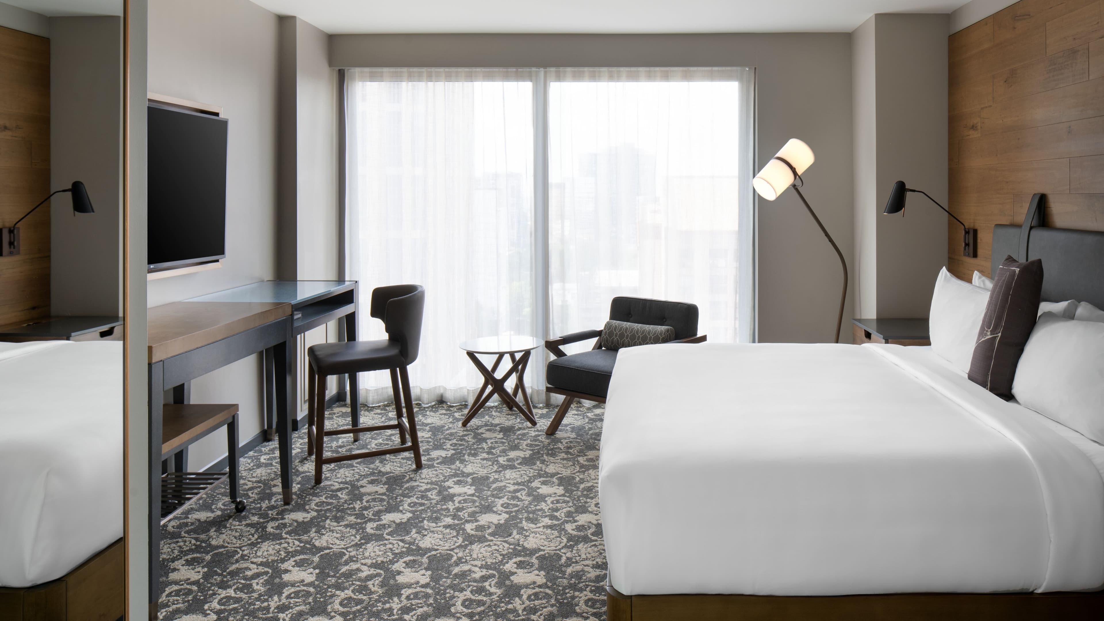 Epicurean Atlanta, Autograph Collection — 47
