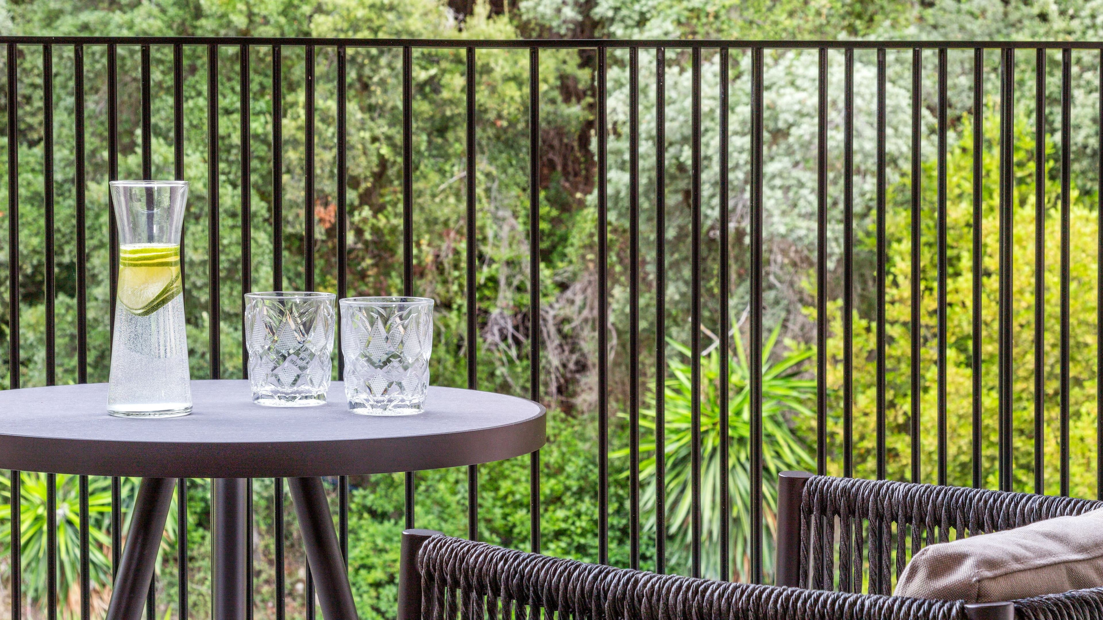 Tropical Retreat - Image 7