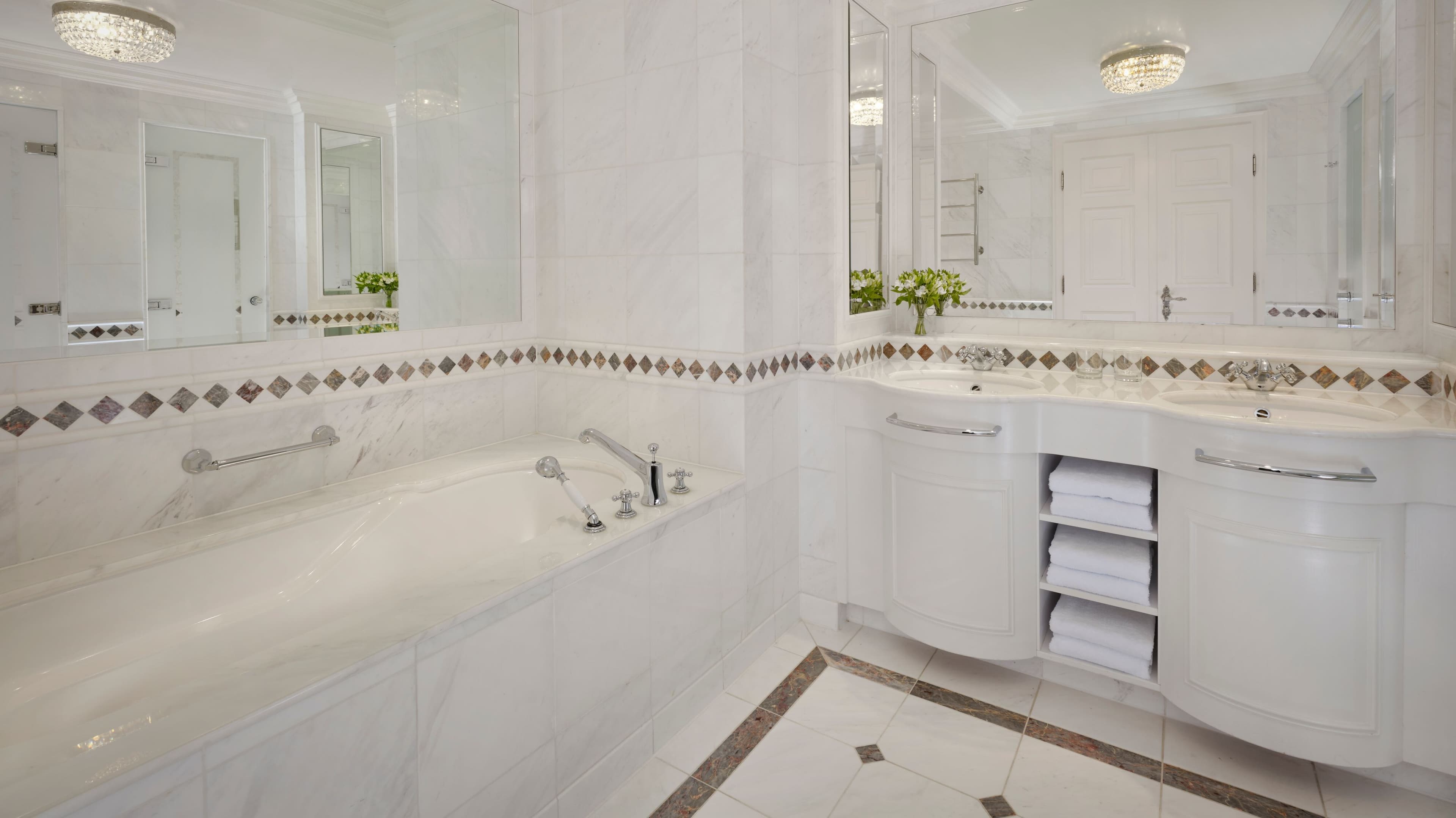 Powerscourt Hotel, Autograph Collection — 21