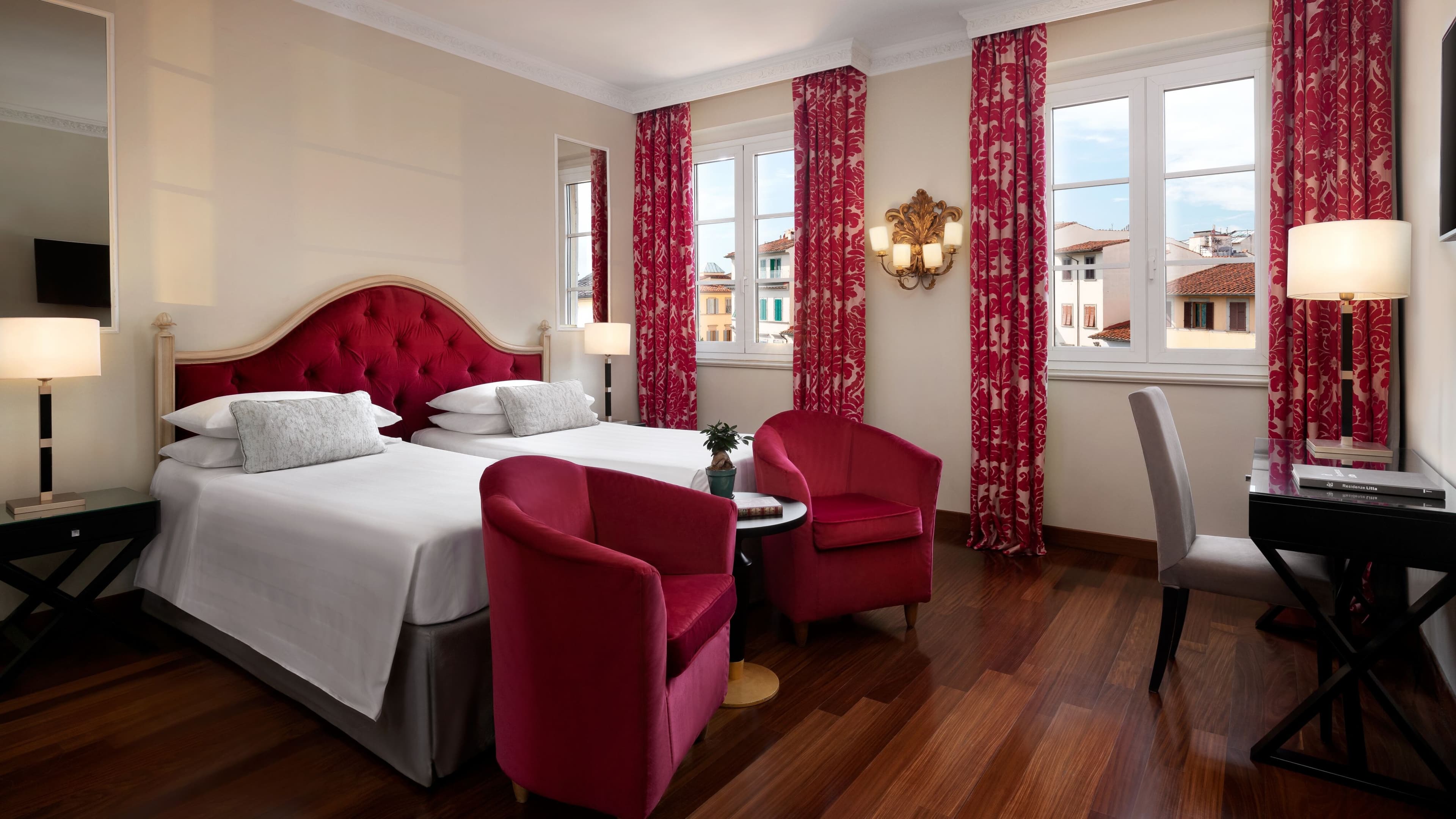 Sina Villa Medici, Autograph Collection - Image 4