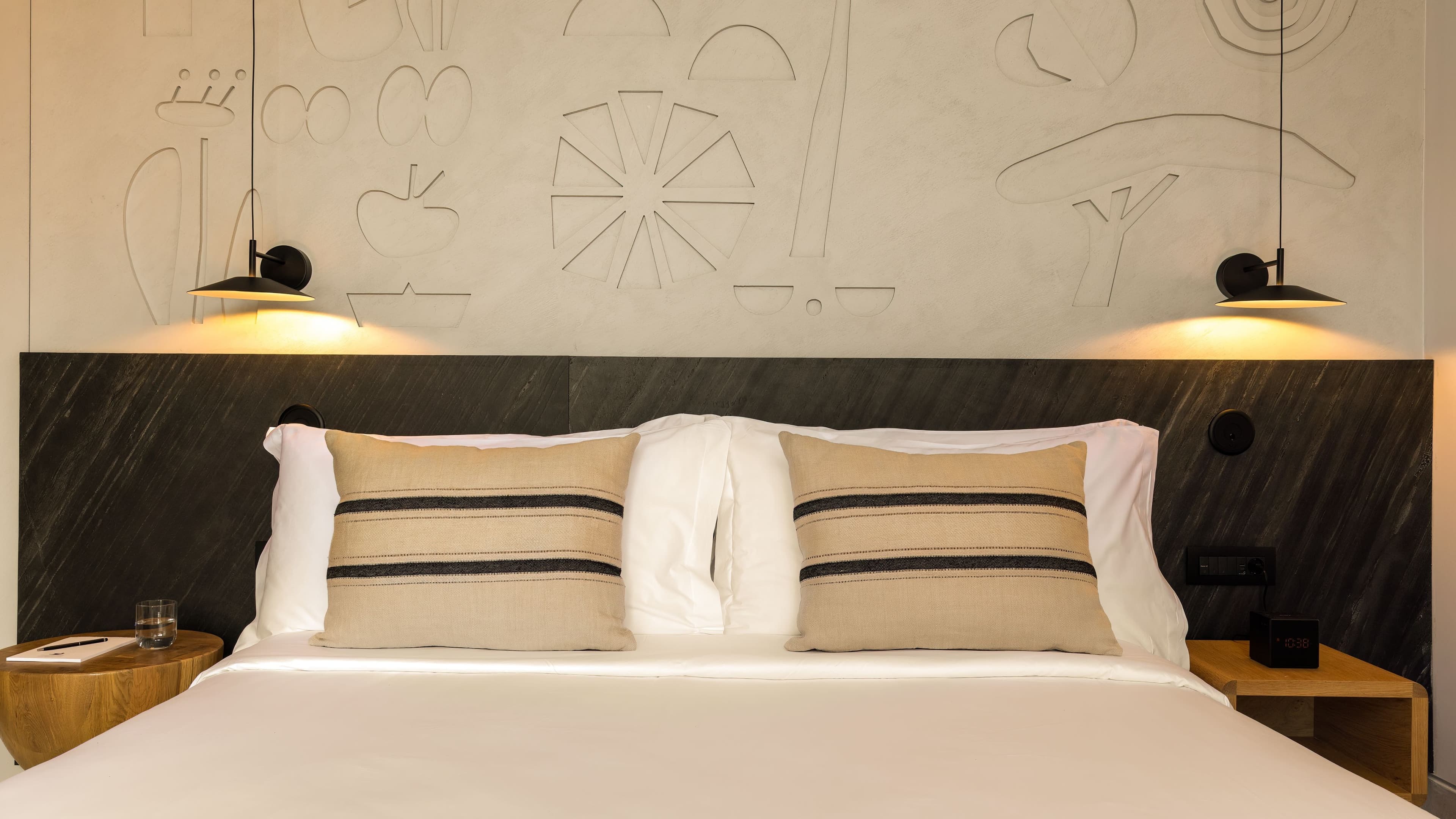 Domes Novos Santorini, Autograph Collection — 12