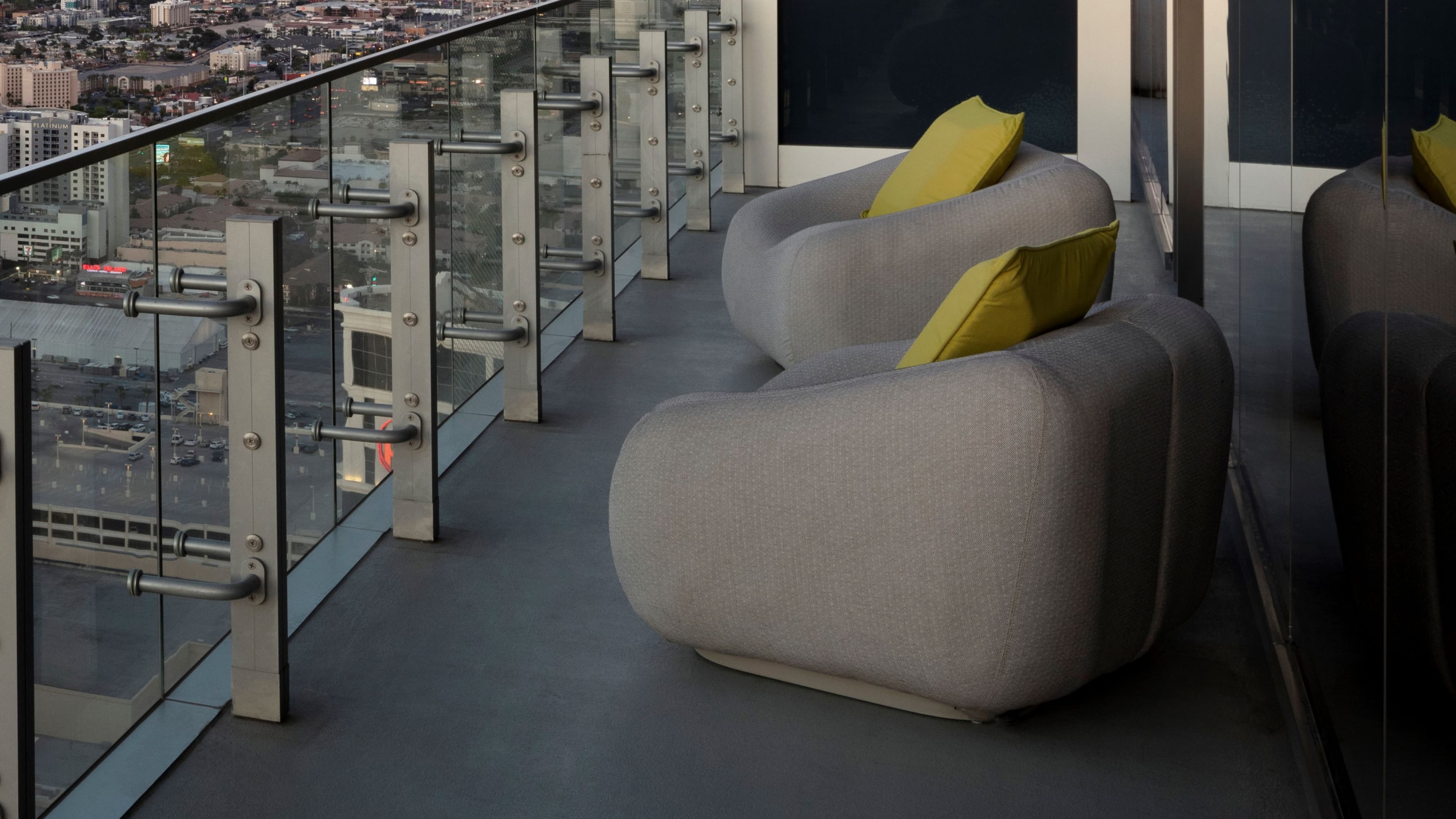 The Cosmopolitan of Las Vegas, Autograph Collection - Image 5