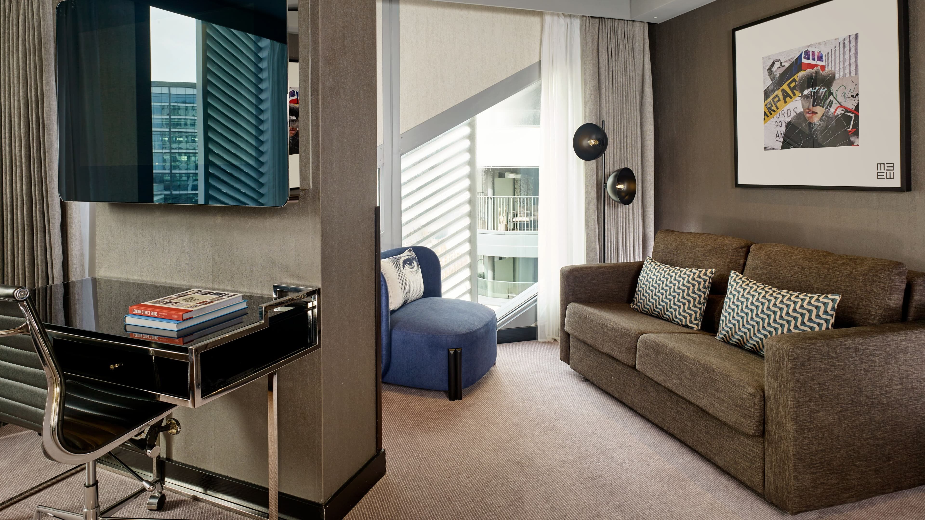 Montcalm East, Autograph Collection — 28
