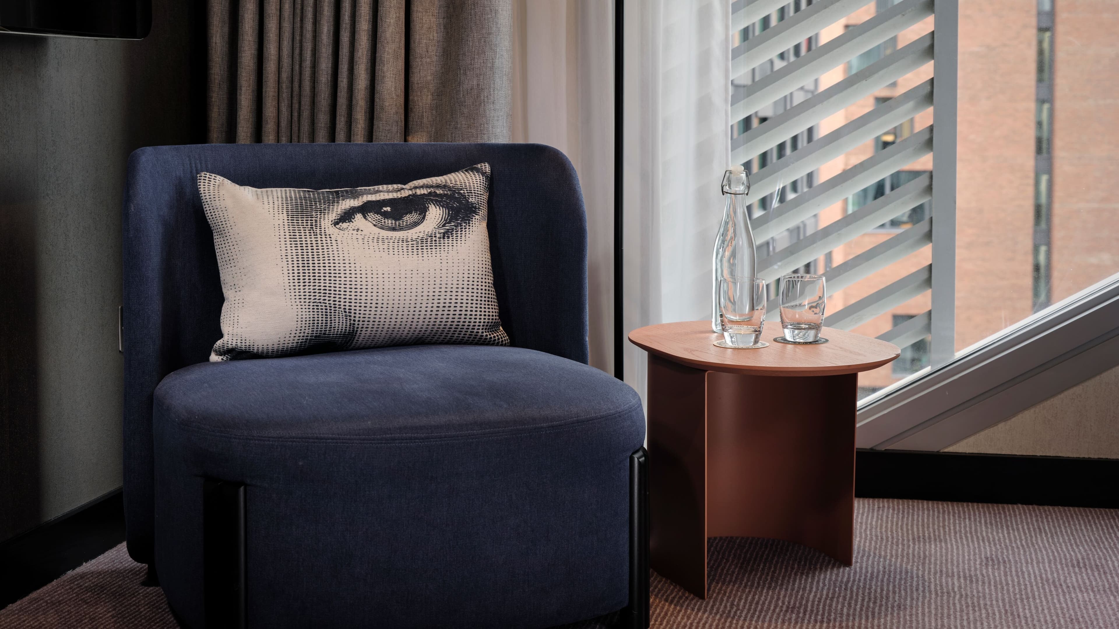 Montcalm East, Autograph Collection - Image 4