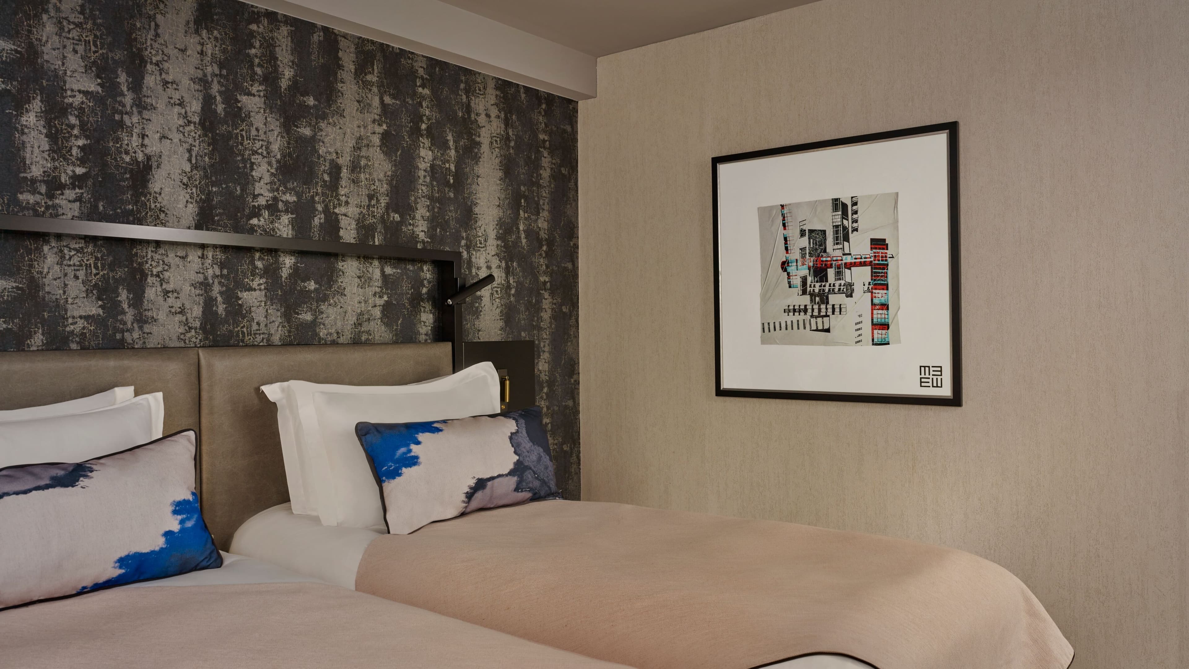 Montcalm East, Autograph Collection — 41