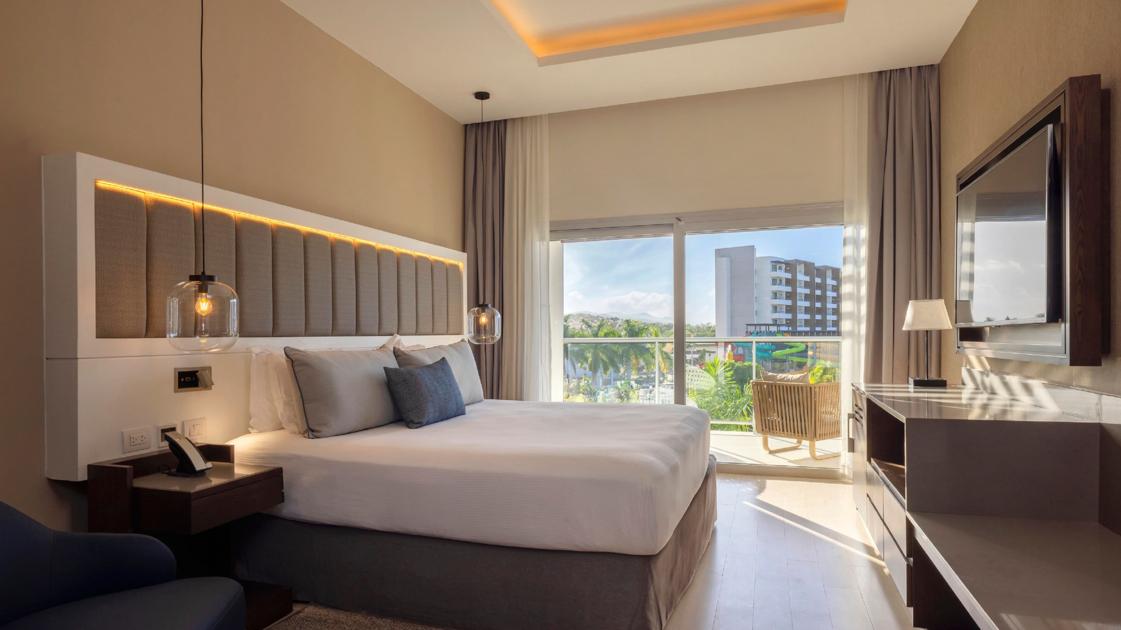 Hideaway at Royalton Blue Waters, An Autograph Collection All-Inclusive - Adults Only — 18