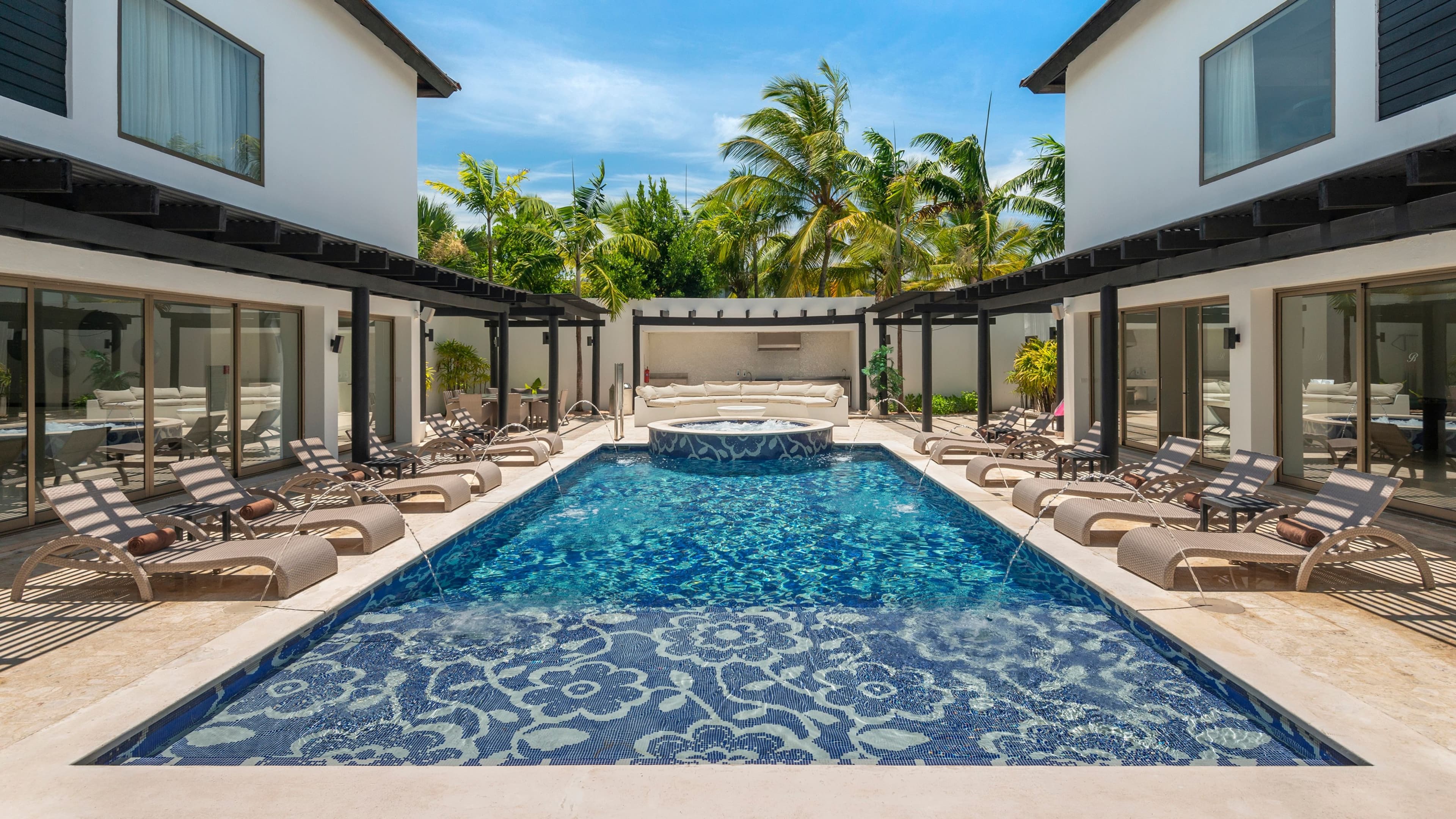 Royalton CHIC Punta Cana, An Autograph Collection All-Inclusive Resort & Casino - Adults Only — 9
