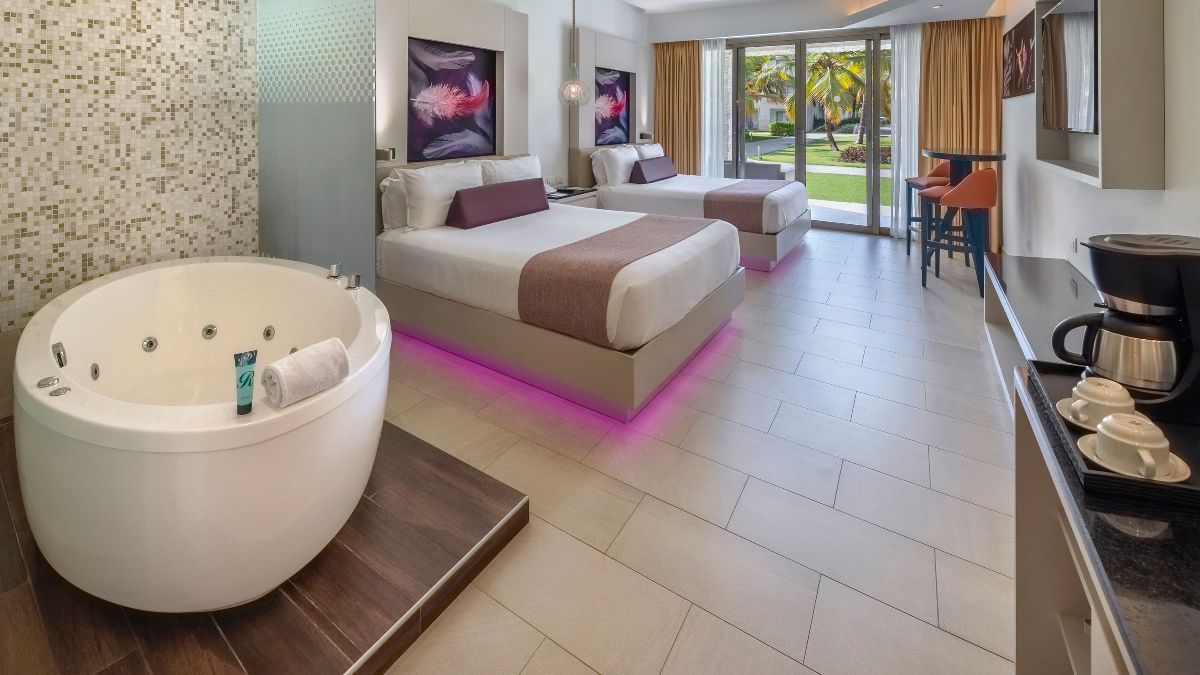 Royalton CHIC Punta Cana, An Autograph Collection All-Inclusive Resort & Casino - Adults Only — 13