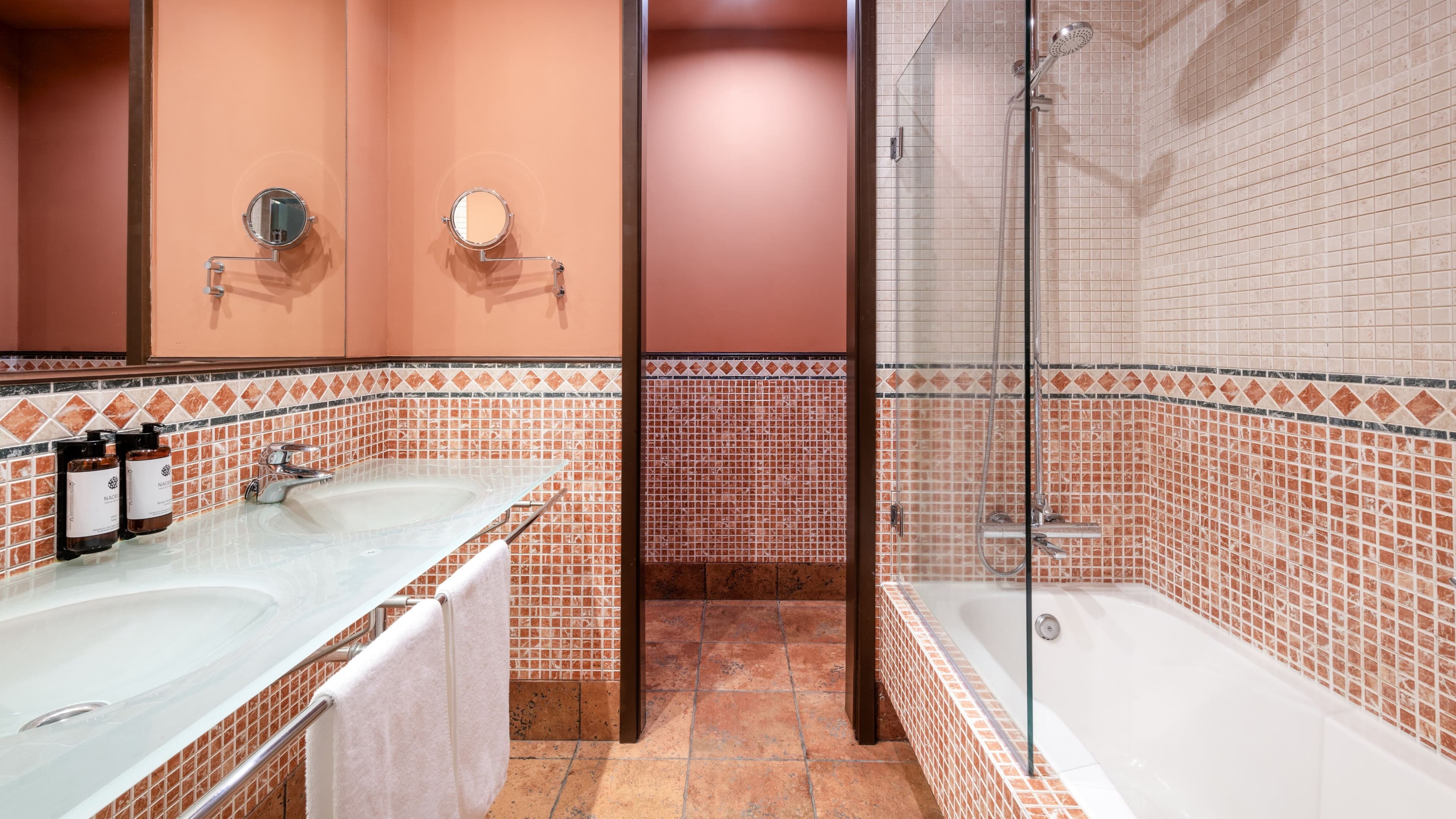 Hotel Palacio del Carmen, Autograph Collection — 13