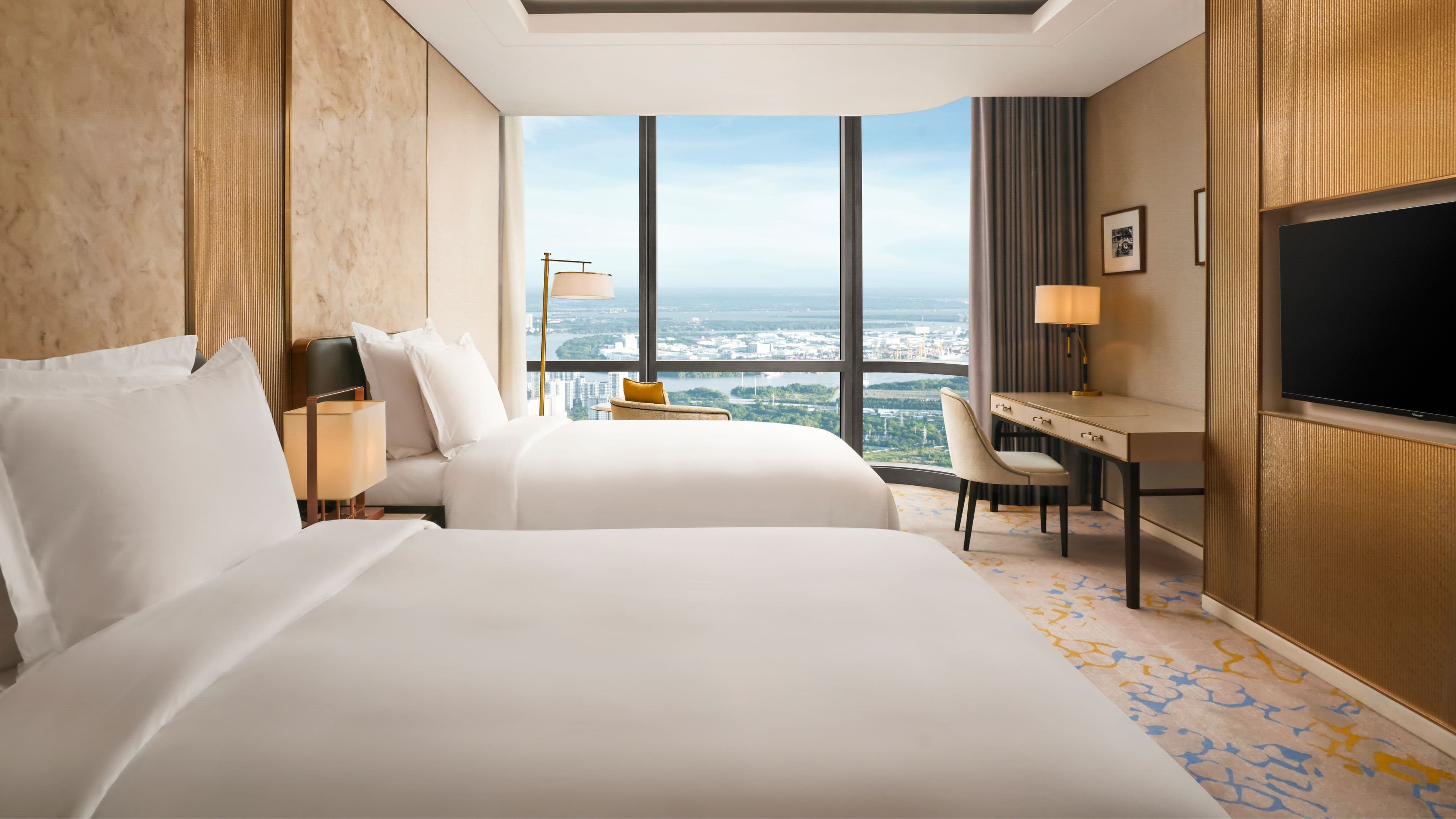 Vinpearl Landmark 81, Autograph Collection — 58